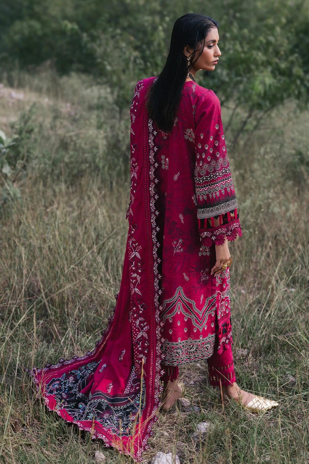 Nureh 3Pc Embroidered Khaddar Suit NW-95 gulbuy.com
