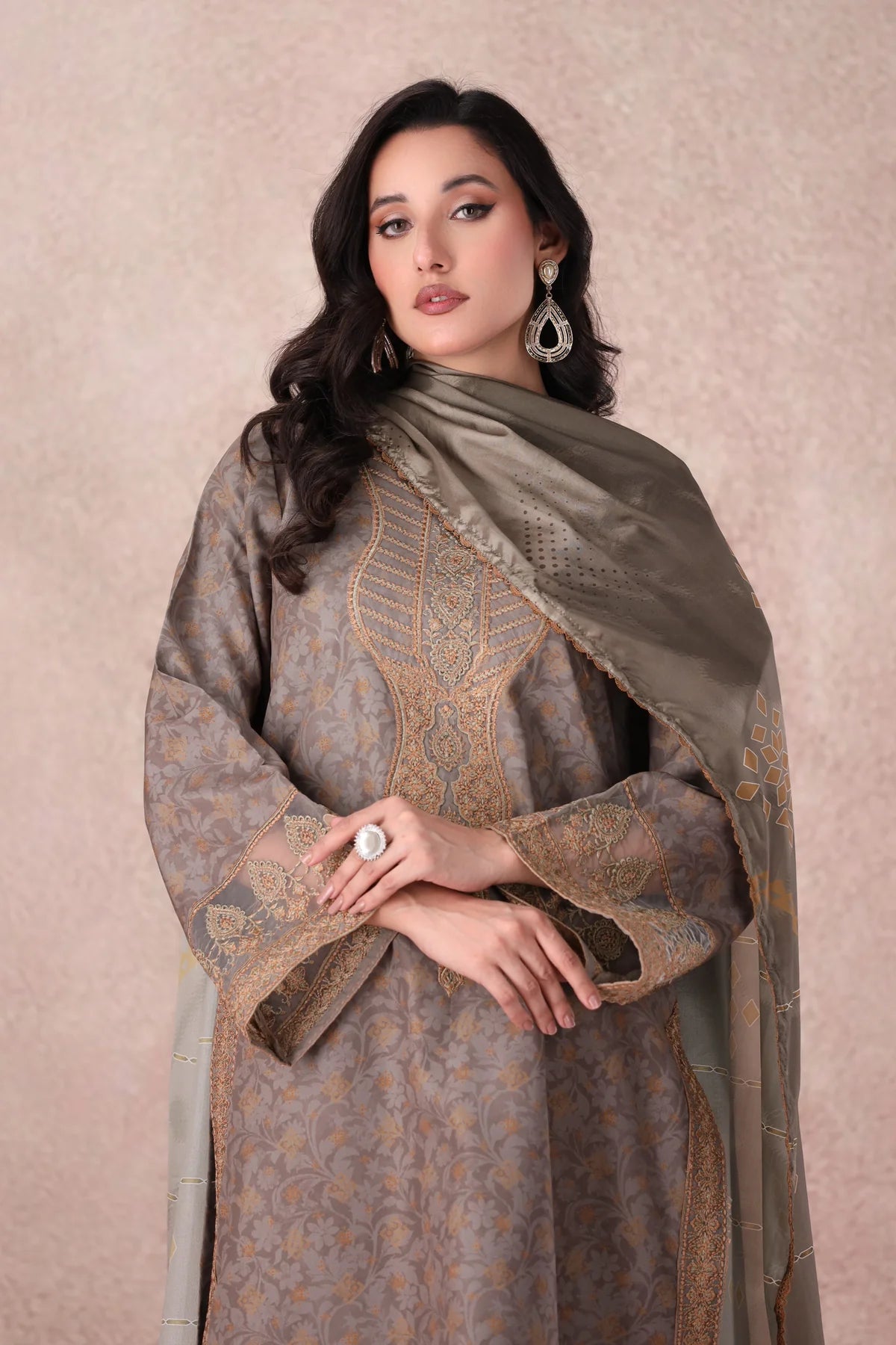 Mohagni 3Pc Embroidered Lawn Suit PLS-146 gulbuy.com