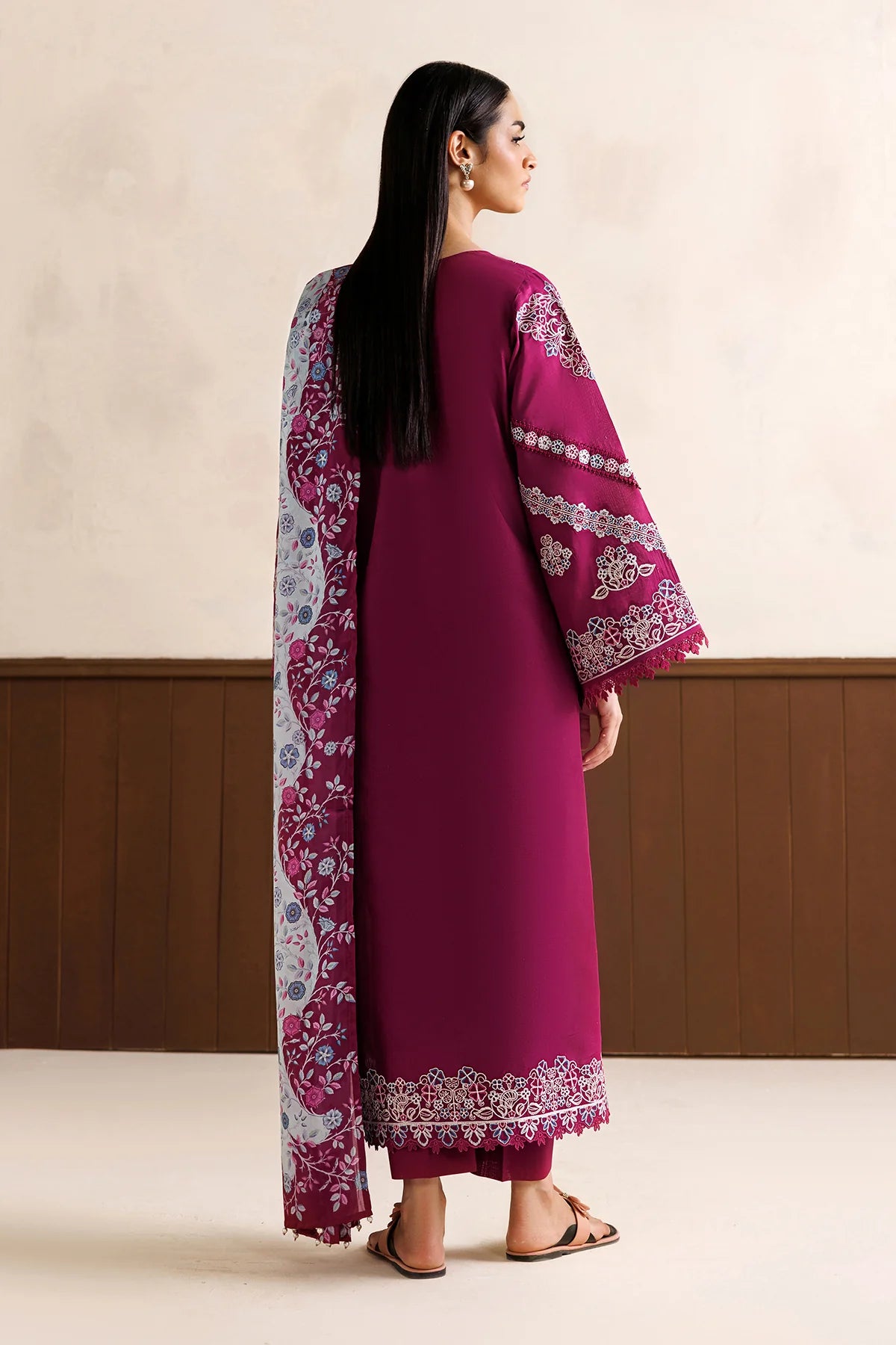 Baroque 3Pc Embroidered Lawn Suit UF-4474