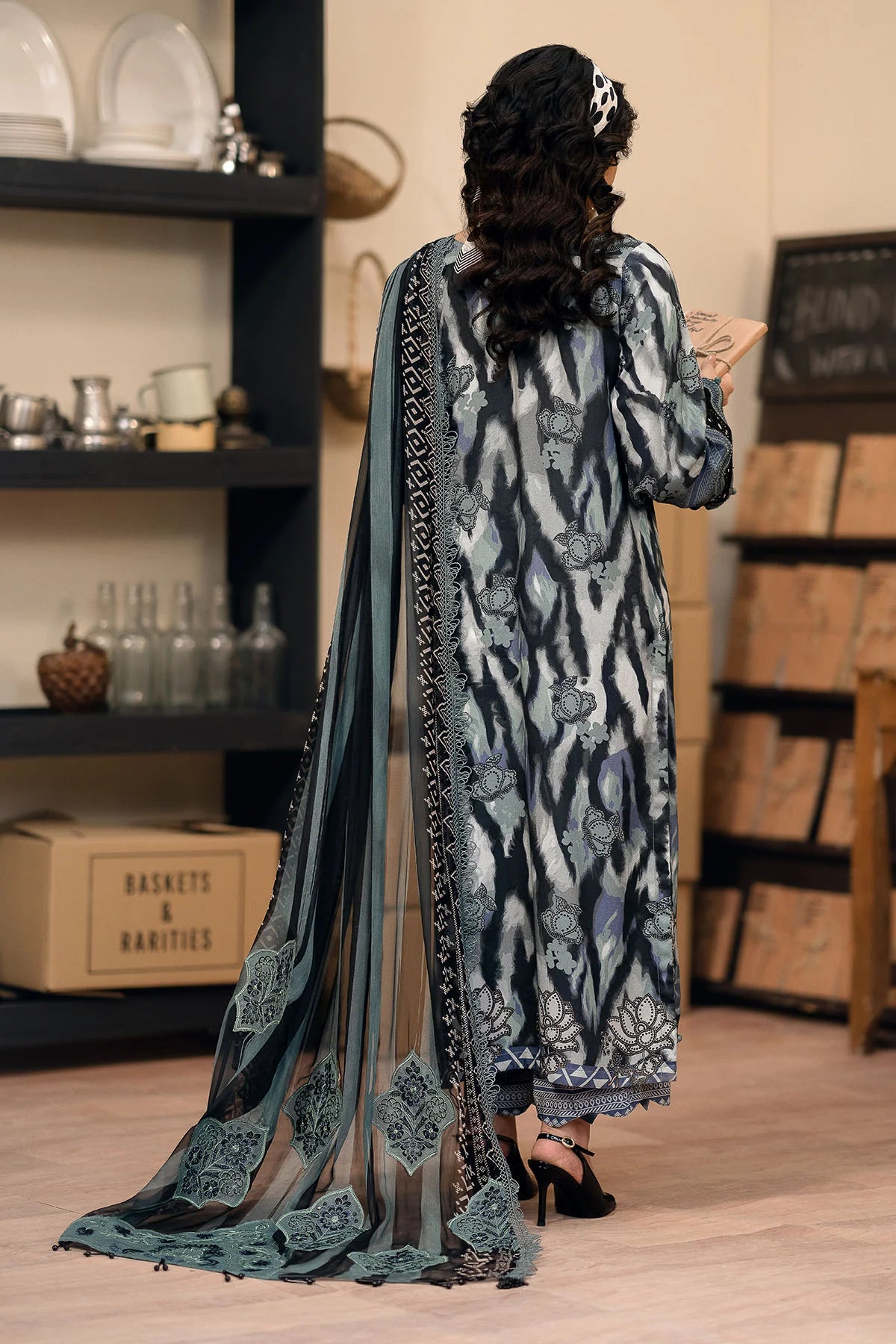 Nureh 3Pc Embroidered Chiffon Suit GL-24 gulbuy.com