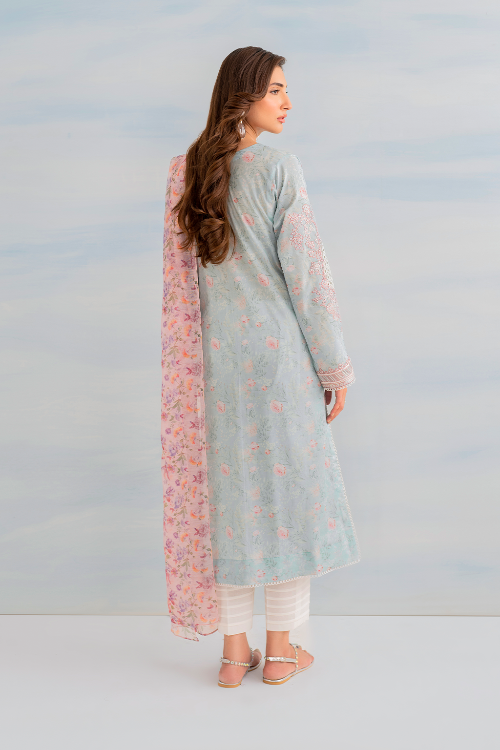 3 PIECE IZNIK EMBROIDERED LAWN SUIT (IGL-01) gulbuy.com