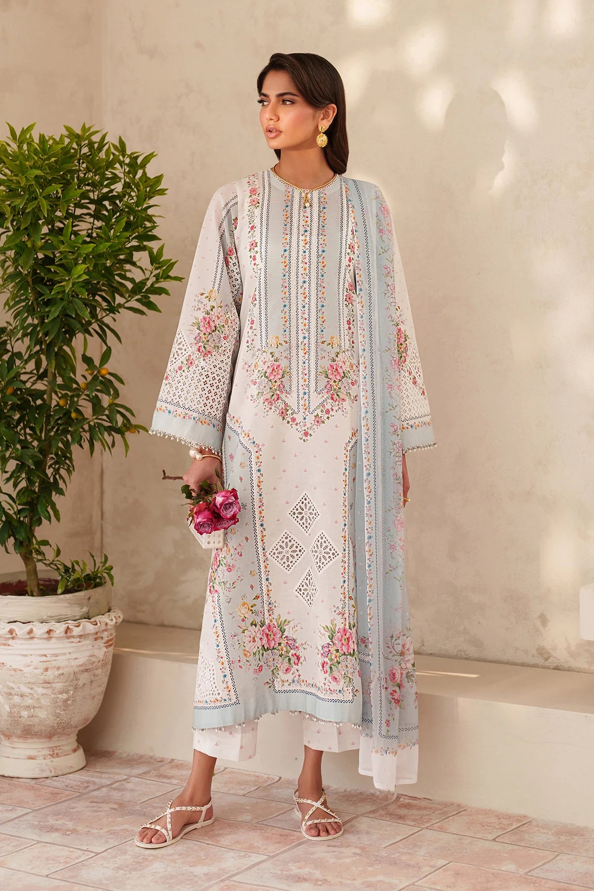Baroque 3Pc Embroidered Lawn Suit UF-4402