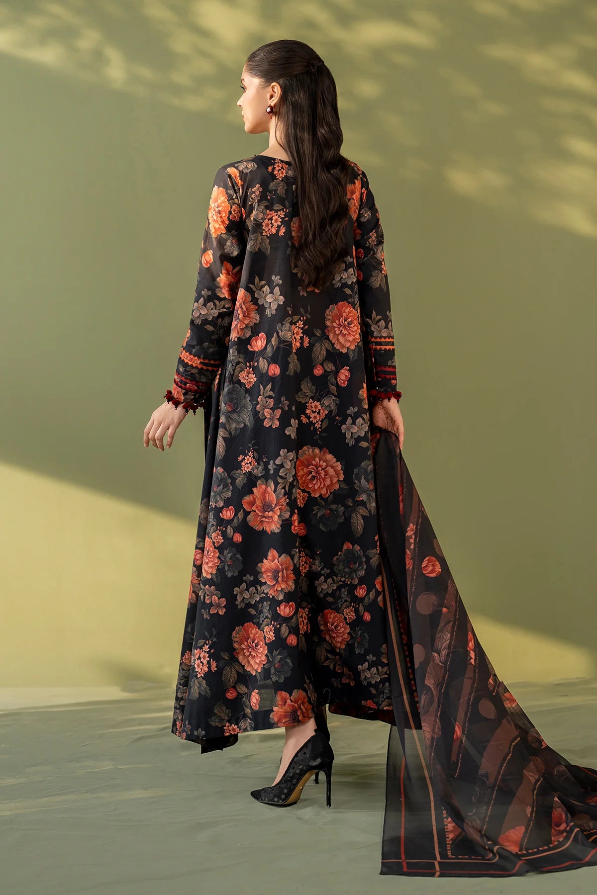 Baroque 3Pc  Printed Lawn Suit UF-4172