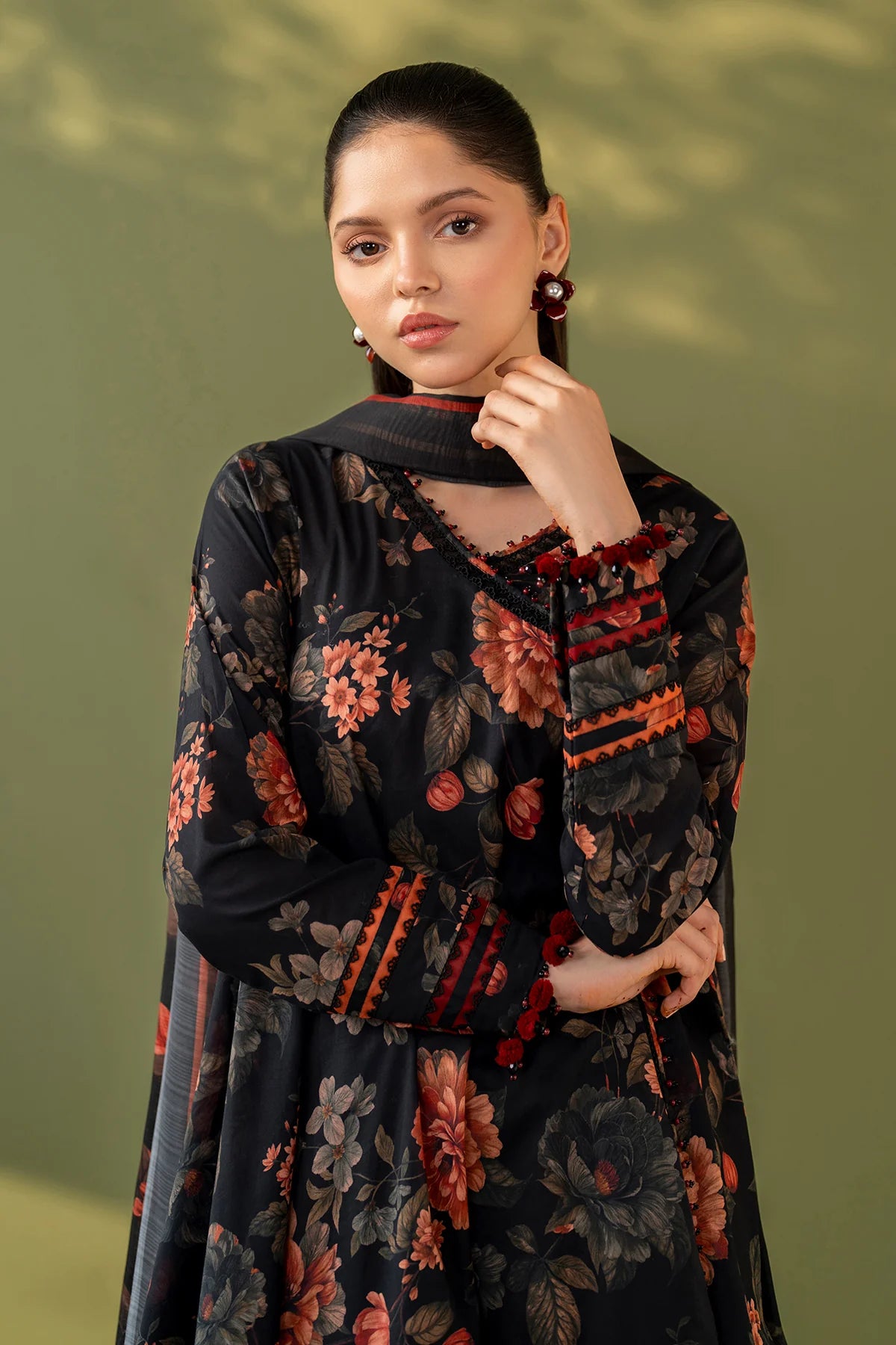 Baroque 3Pc  Printed Lawn Suit UF-4172