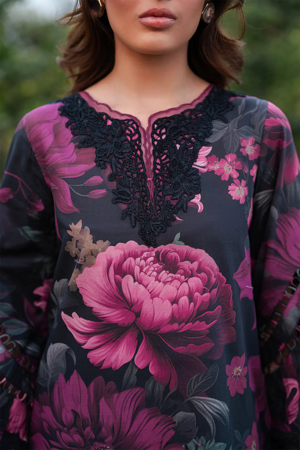 Iznik 3PC Embroidered Lawn Suit UE-399 gulbuy.com