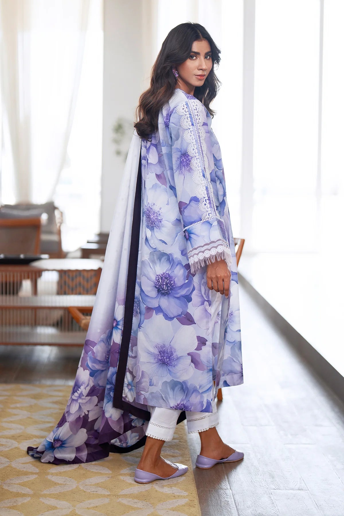 Baroque 3Pc Embroidered Lawn Suit UF-4076 gulbuy.com