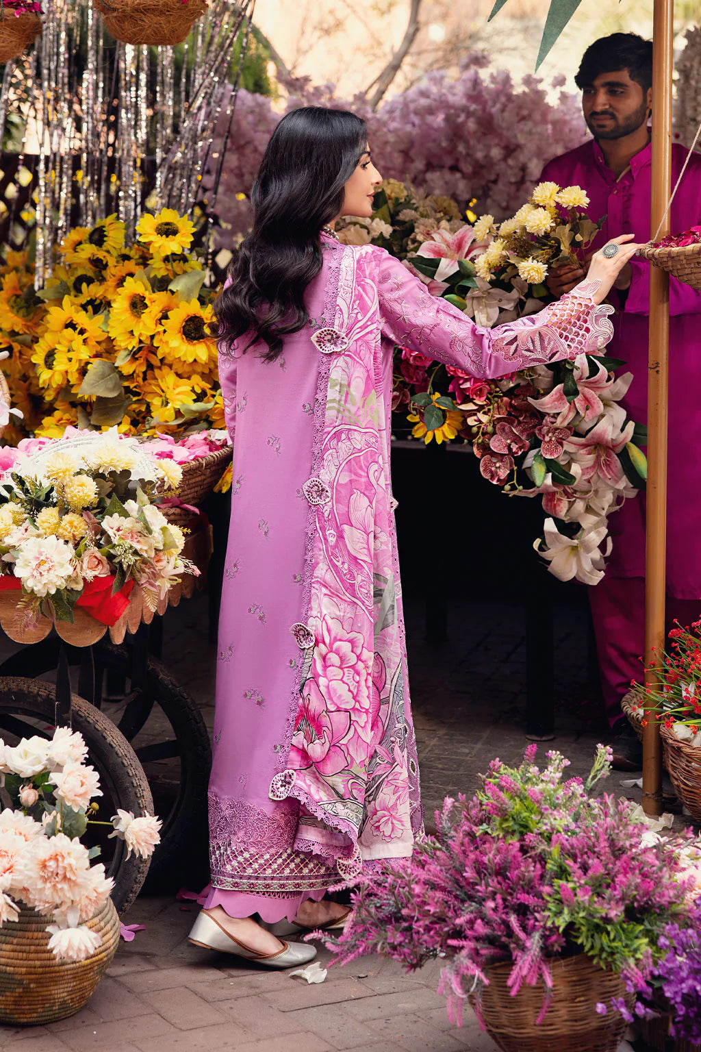 Ramsha 3Pc Embroidered Lawn Suit Z-1102 gulbuy.com