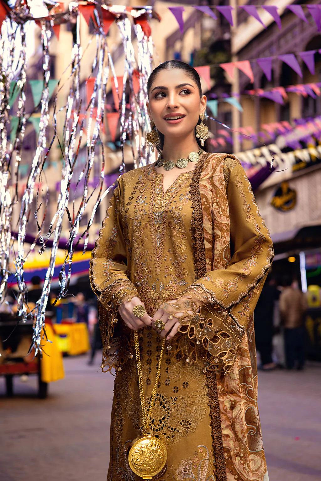 Ramsha 3Pc Embroidered Lawn Suit Z-1103 gulbuy.com
