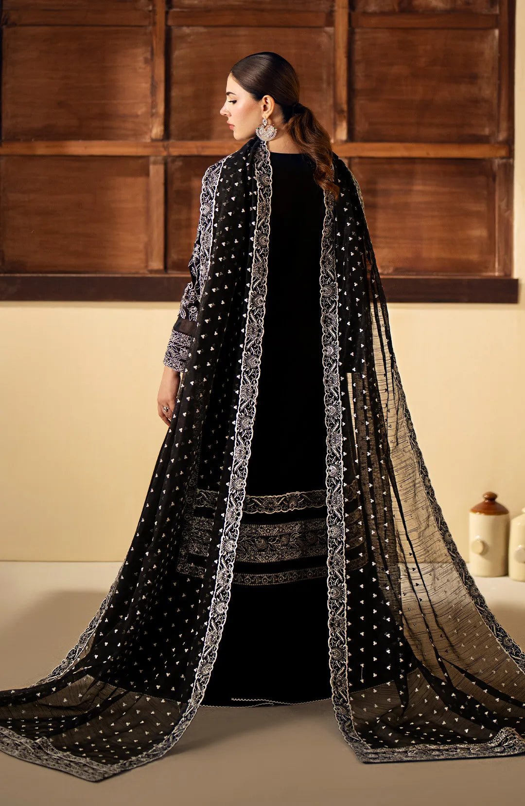 MARYUM &amp; MARIA 3PC EMBROIDERED LAWN SUIT (MS24-611) gulbuy.com