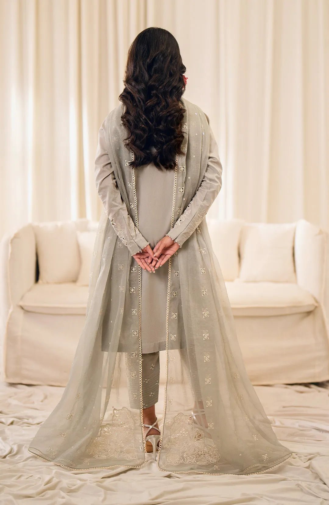 MARYUM &amp; MARIA 3PC EMBROIDERED LAWN SUIT (MS24-619) gulbuy.com