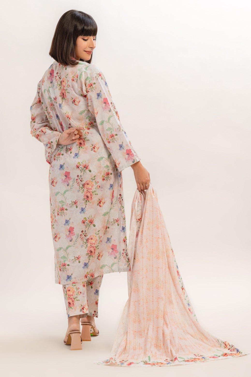 BONANZA SATRANGI 3PC PRINTED CAMBRIC SUIT (BPS6243P24) gulbuy.com