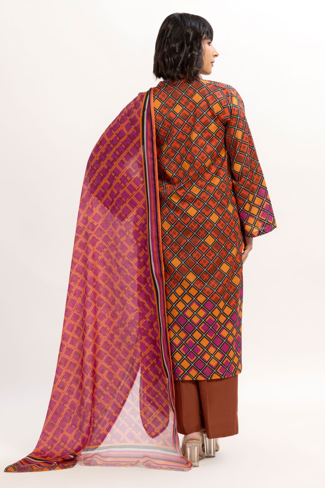 BONANZA SATRANGI 3PC PRINTED LAWN SUIT (BPS6243P26) gulbuy.com