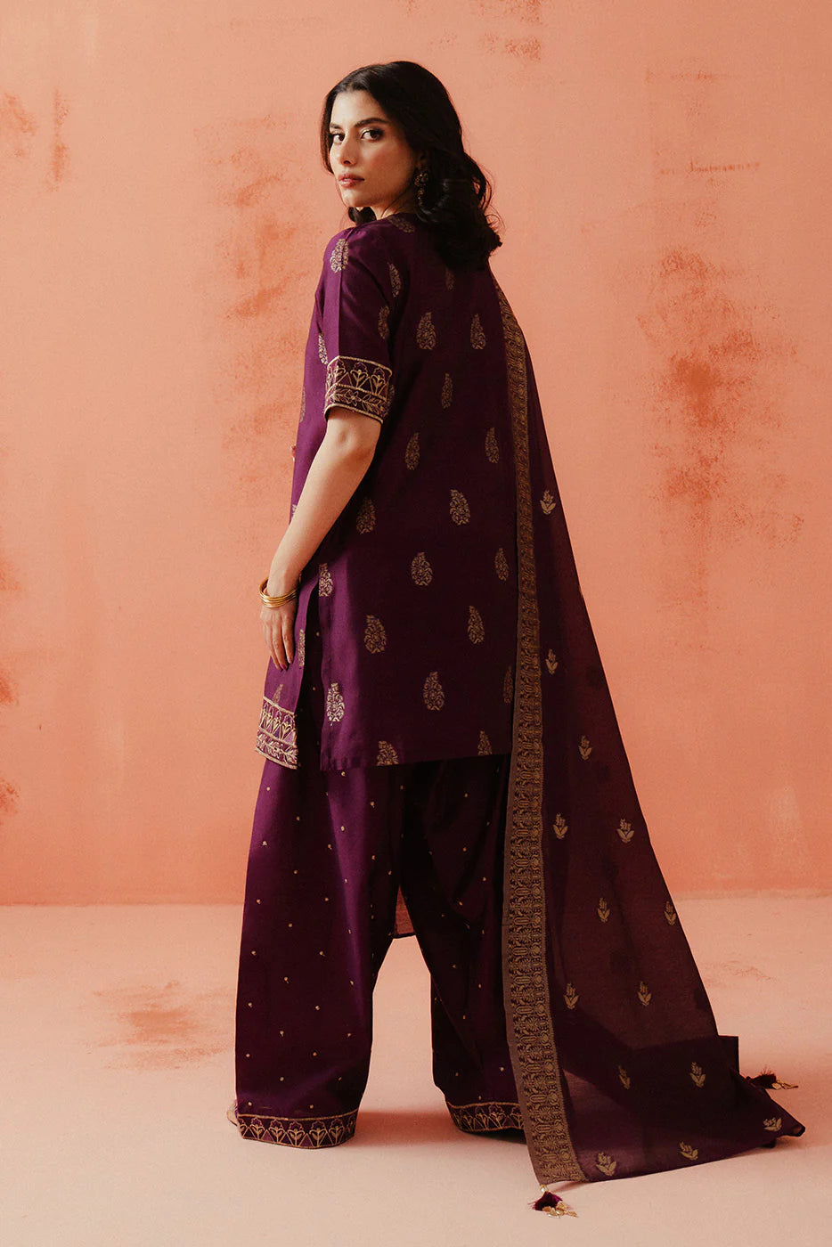 Beechtree 3Pc Embroidered Jacquard Suit BT12502UN006322 gulbuy.com
