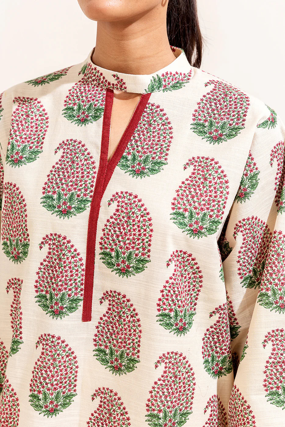 BEECHTREE 3PC PRINTED KHADDAR SUIT-CARNIVAL BLOOM-BT22402UN004117 gulbuy.com