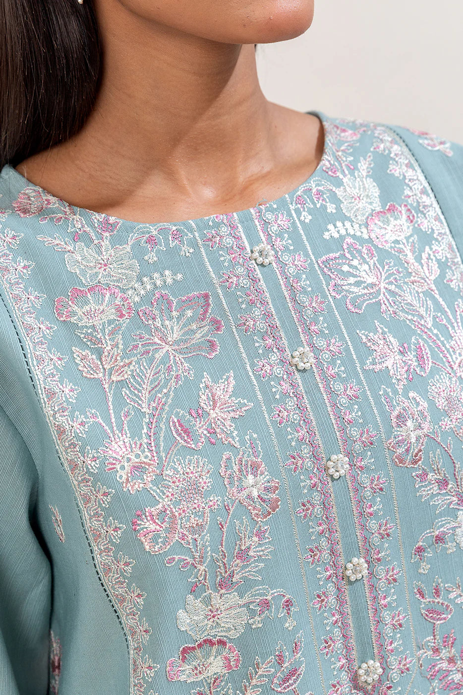 BEECHTREE 3PC EMBROIDERED KHADDAR SUIT-BLUE GARDENIA-BT22402UN004155 gulbuy.com
