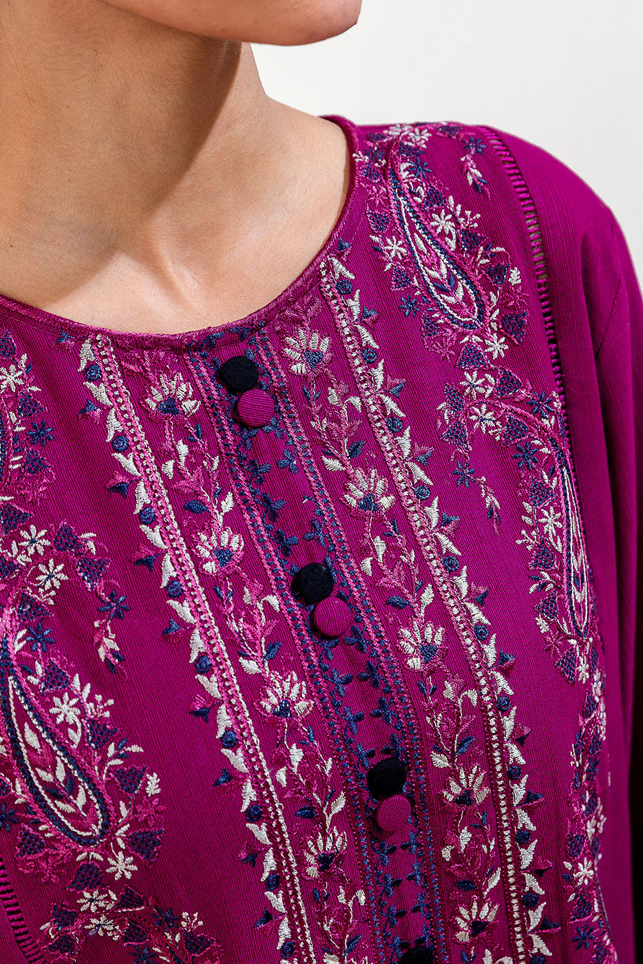 BEECHTREE 3PC EMBROIDERED KHADDAR SUIT-MULBERRY ORCHID-BT22402UN004170 gulbuy.com
