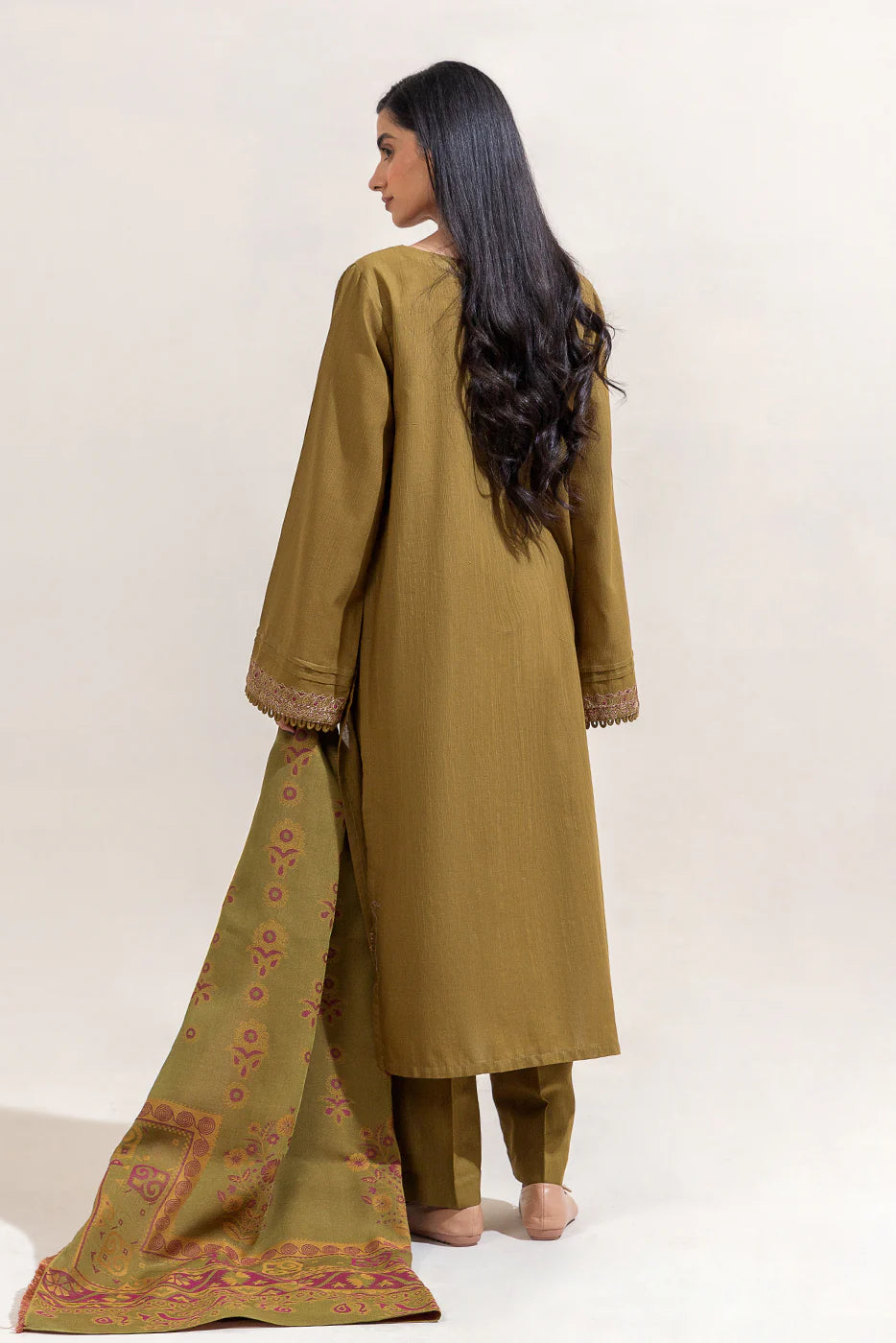 BEECHTREE 3PC EMBROIDERED KHADDAR SUIT-MOSS FERN-BT22402UN004173 gulbuy.com