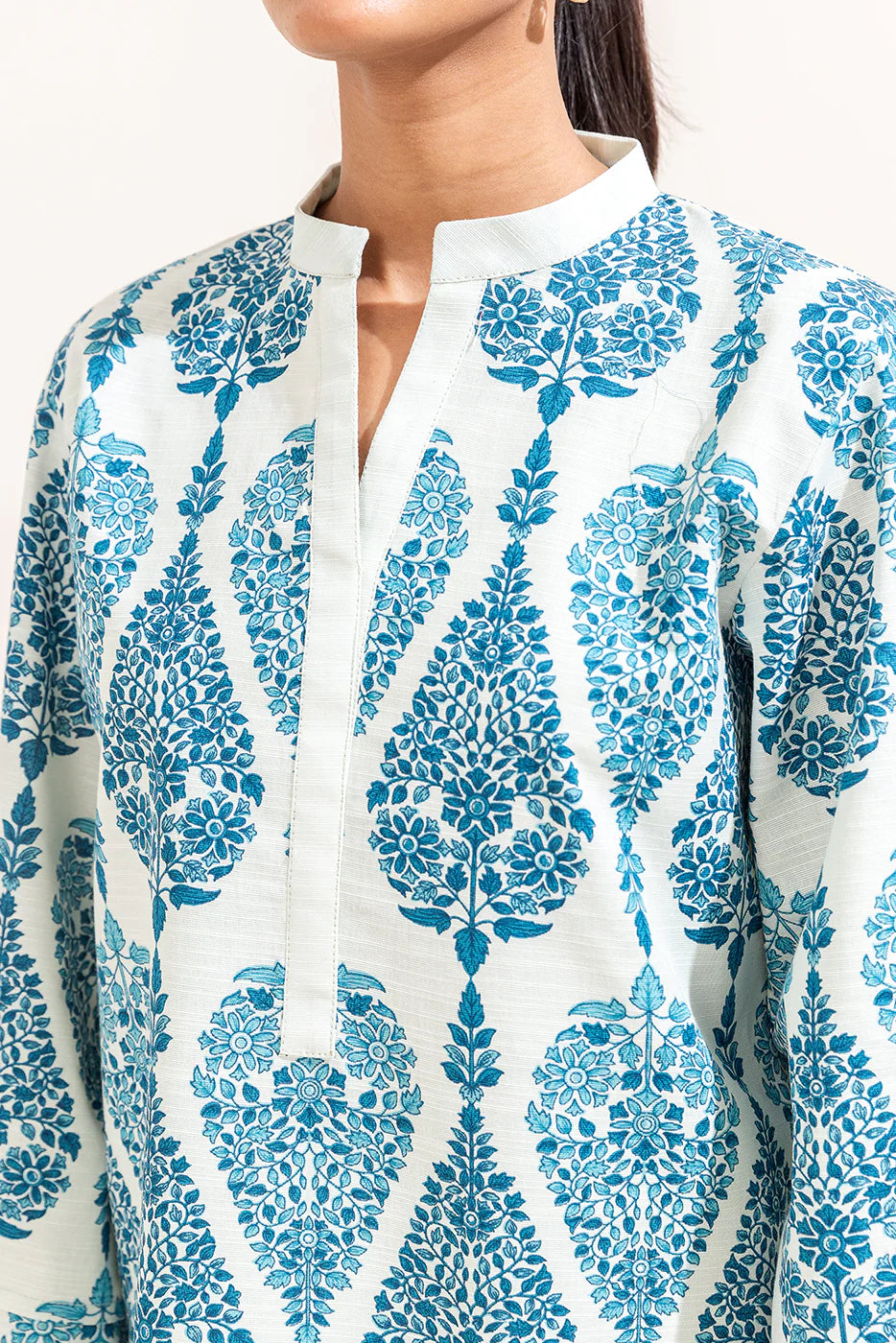 BEECHTREE 3PC PRINTED KHADDAR SUIT-CAROLINA CREAM-BT22403UN004198 gulbuy.com