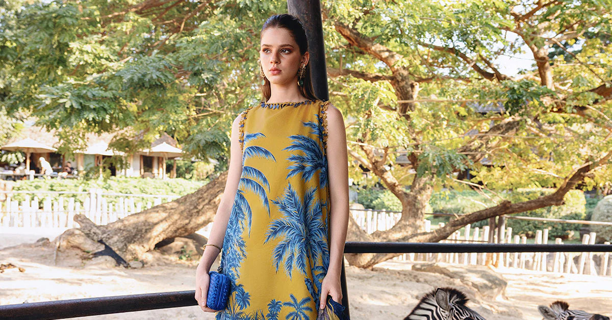 Maria B 3Pc Embroidered Lawn Suit MPT-2911-A