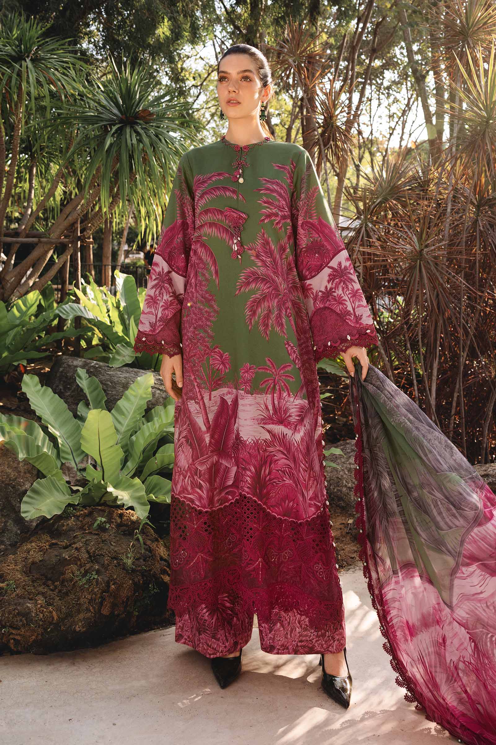 Maria B 3Pc Embroidered Lawn Suit MPT-2911-B