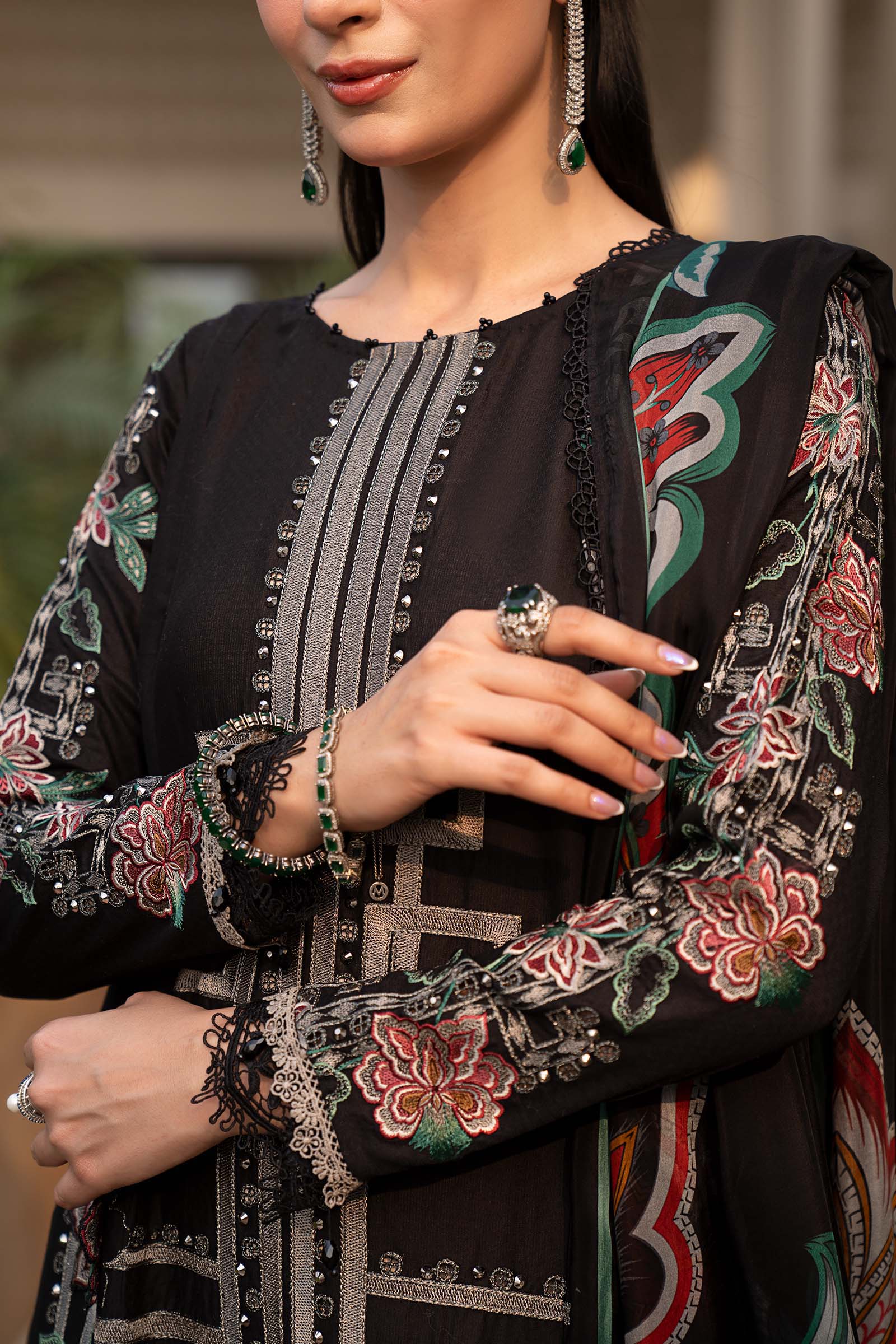 Maria B 3Pc Embroidered Lawn Suit ELS-26-11-B-Slate Black