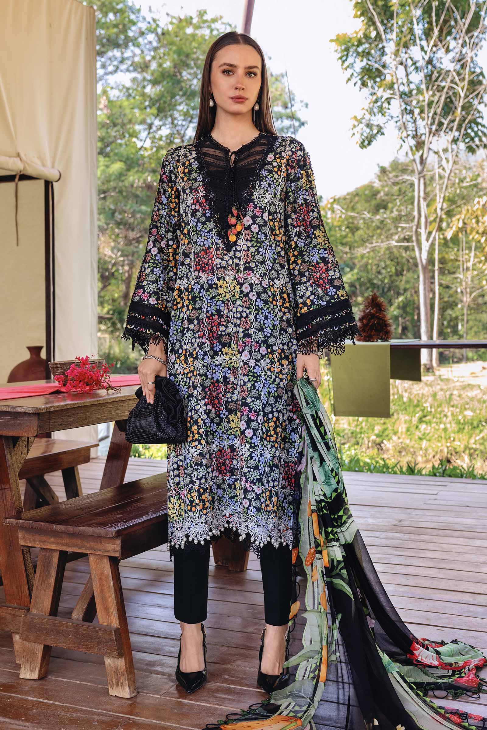 Maria B 3Pc Embroidered Lawn Suit MPT-2914-B