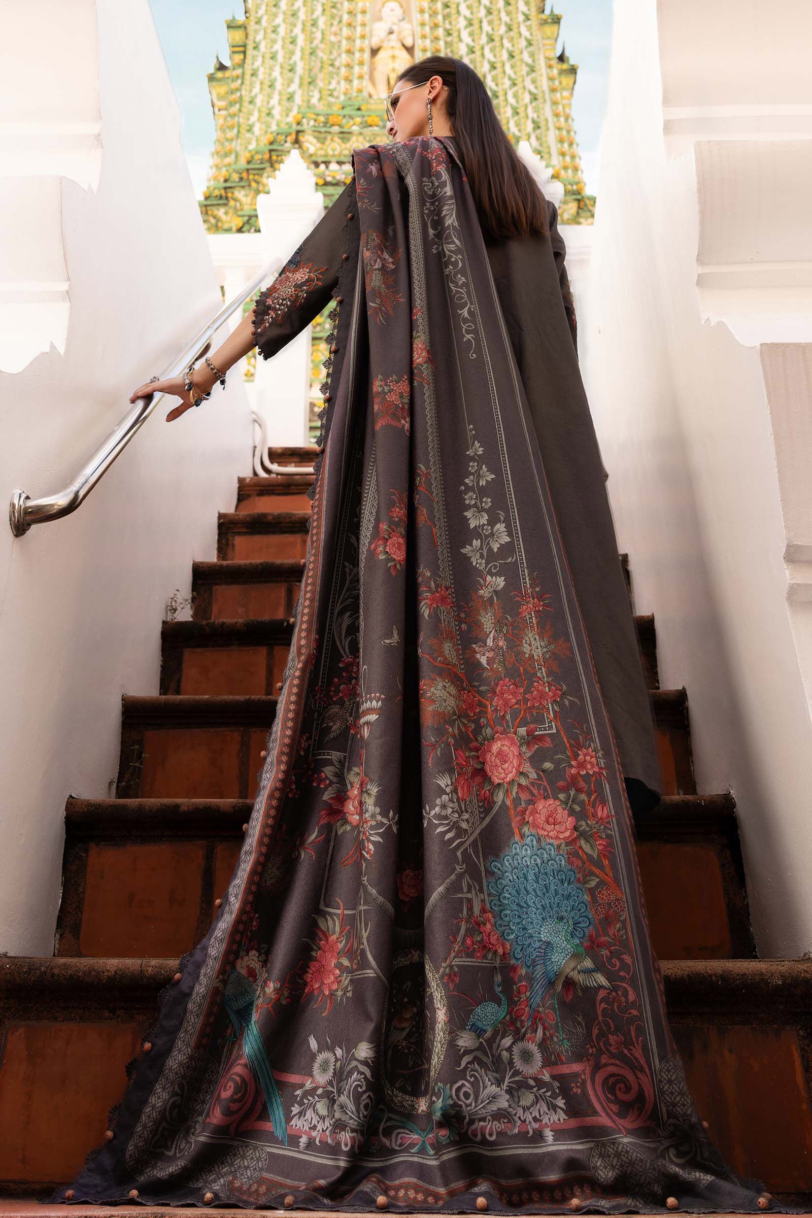 Maria B 3Pc Embroidered Linen Suit MPT-2801-B