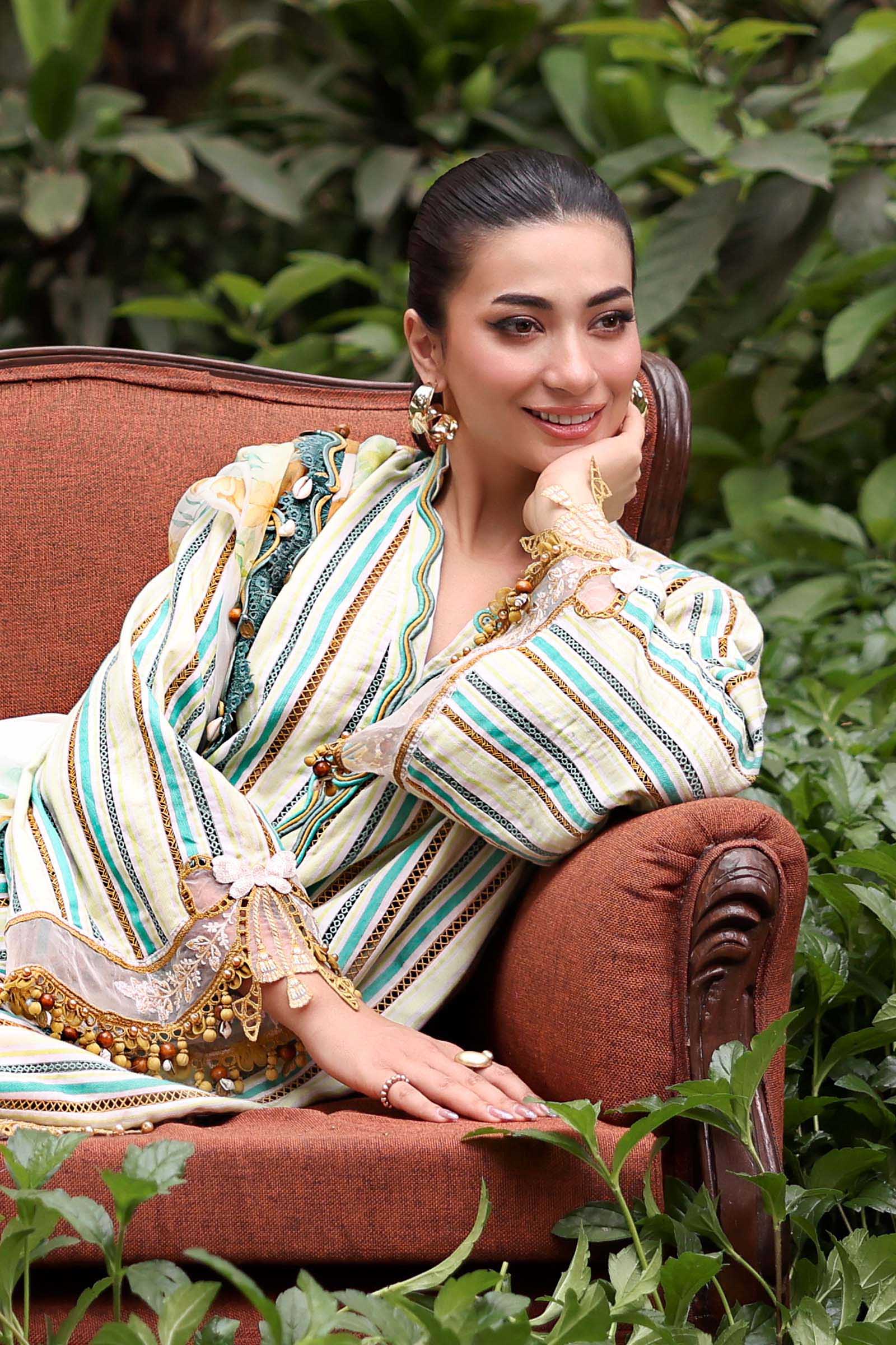 Maria B 3Pc Embroidered Jacquard Suit MPT-3002-B