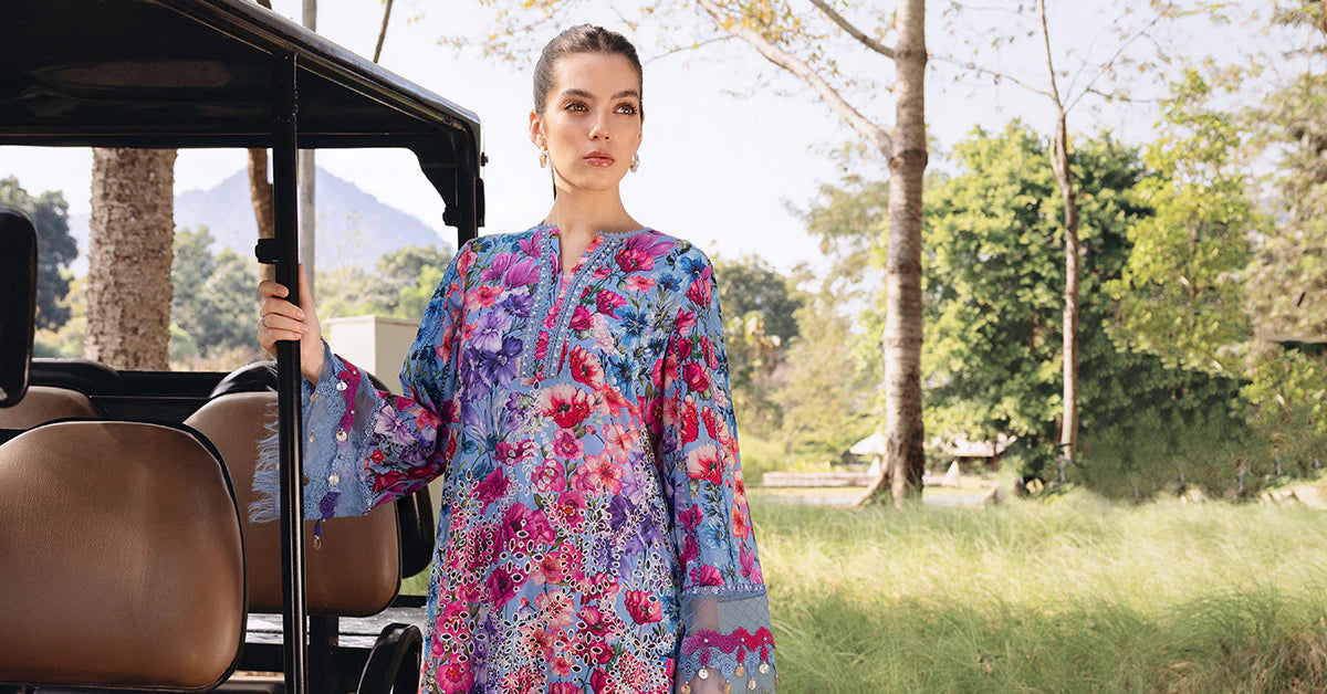 Maria B 3Pc Embroidered Lawn Suit MPT-2902-B