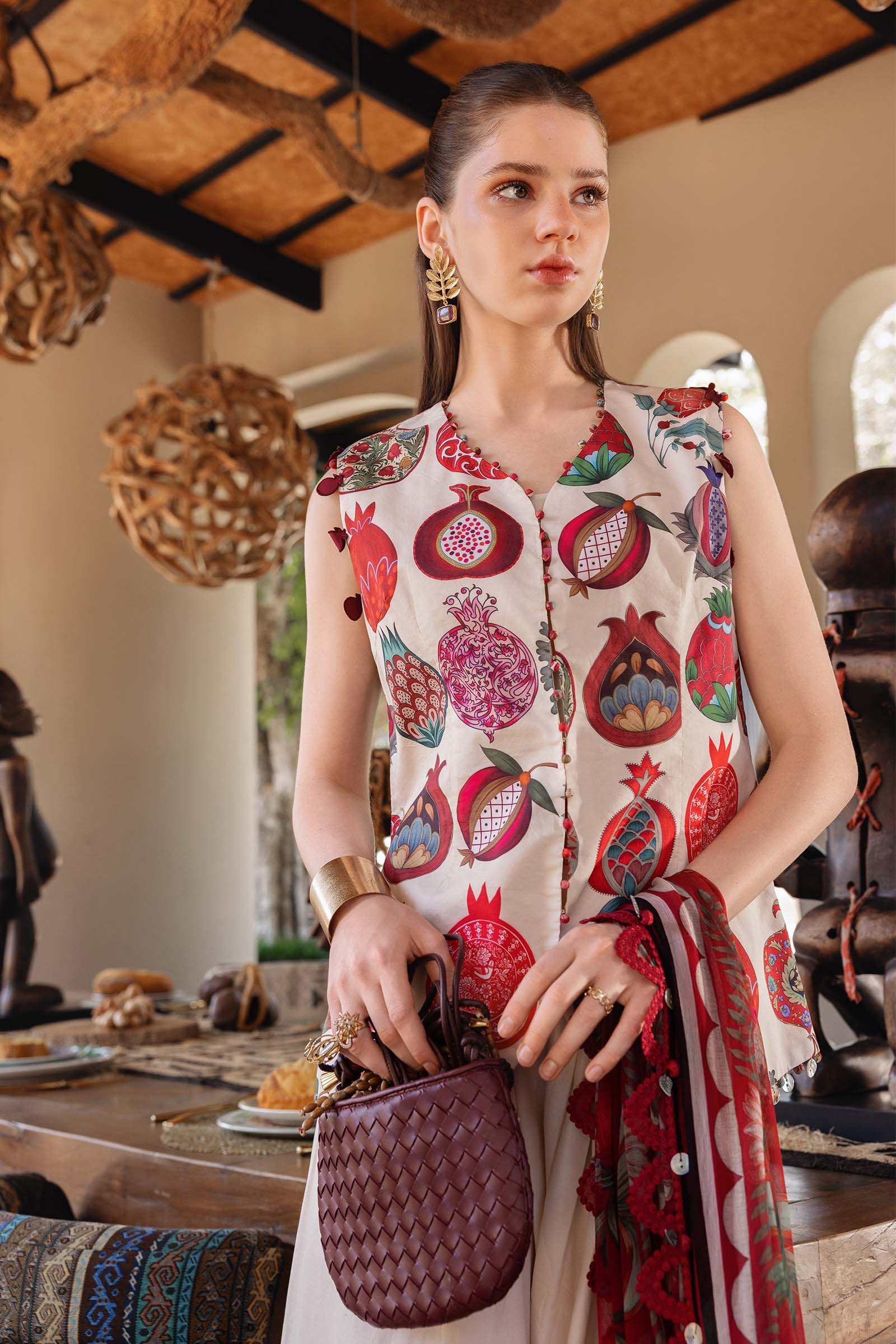 Maria B 3Pc Embroidered Lawn Suit MPT-2903-A