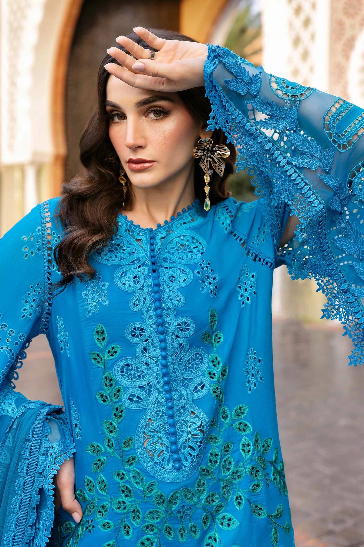 Maria B 3Pc Embroidered Lawn Suit D-2503-B gulbuy.com