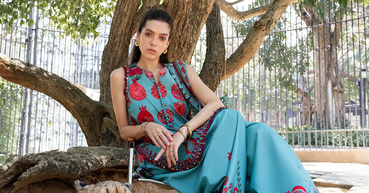 Maria B 3Pc Embroidered Lawn Suit MPT-2903-B