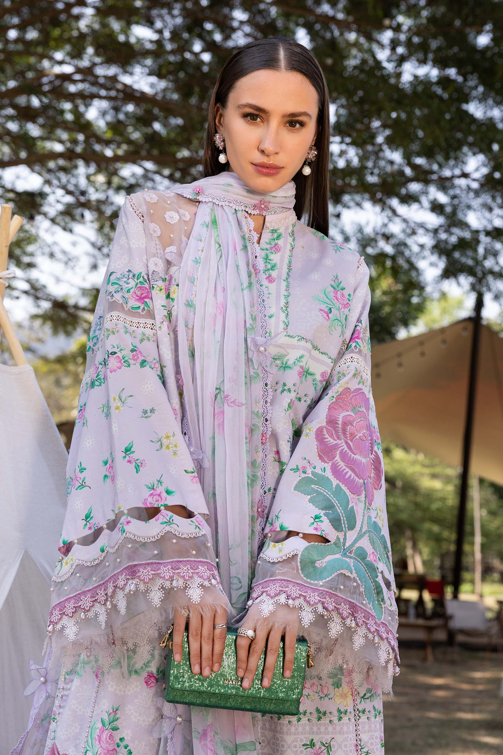 Maria B 3Pc Embroidered Lawn Suit MPT-2904-A