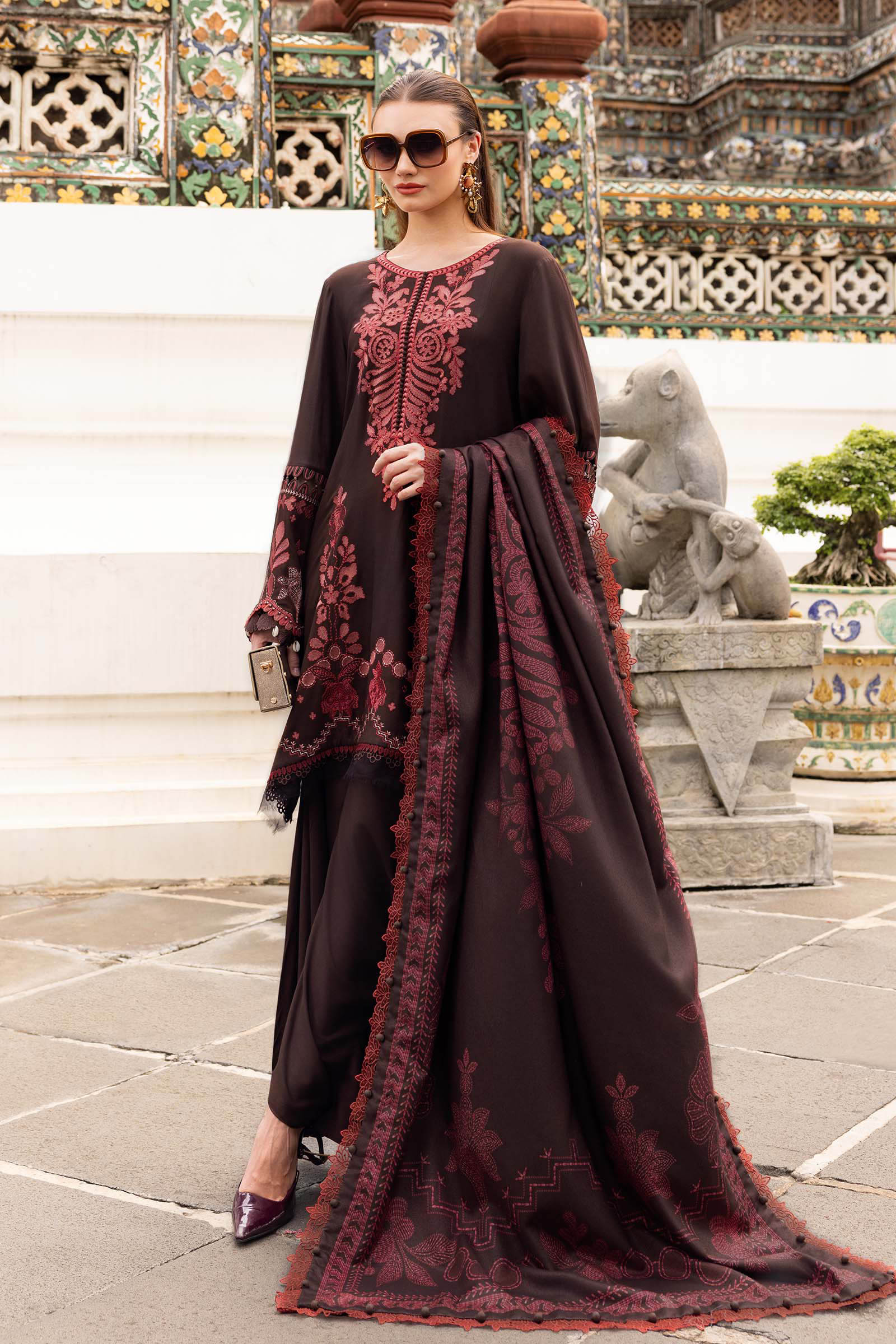 Maria B 3Pc Embroidered Linen Suit MPT-2804-A