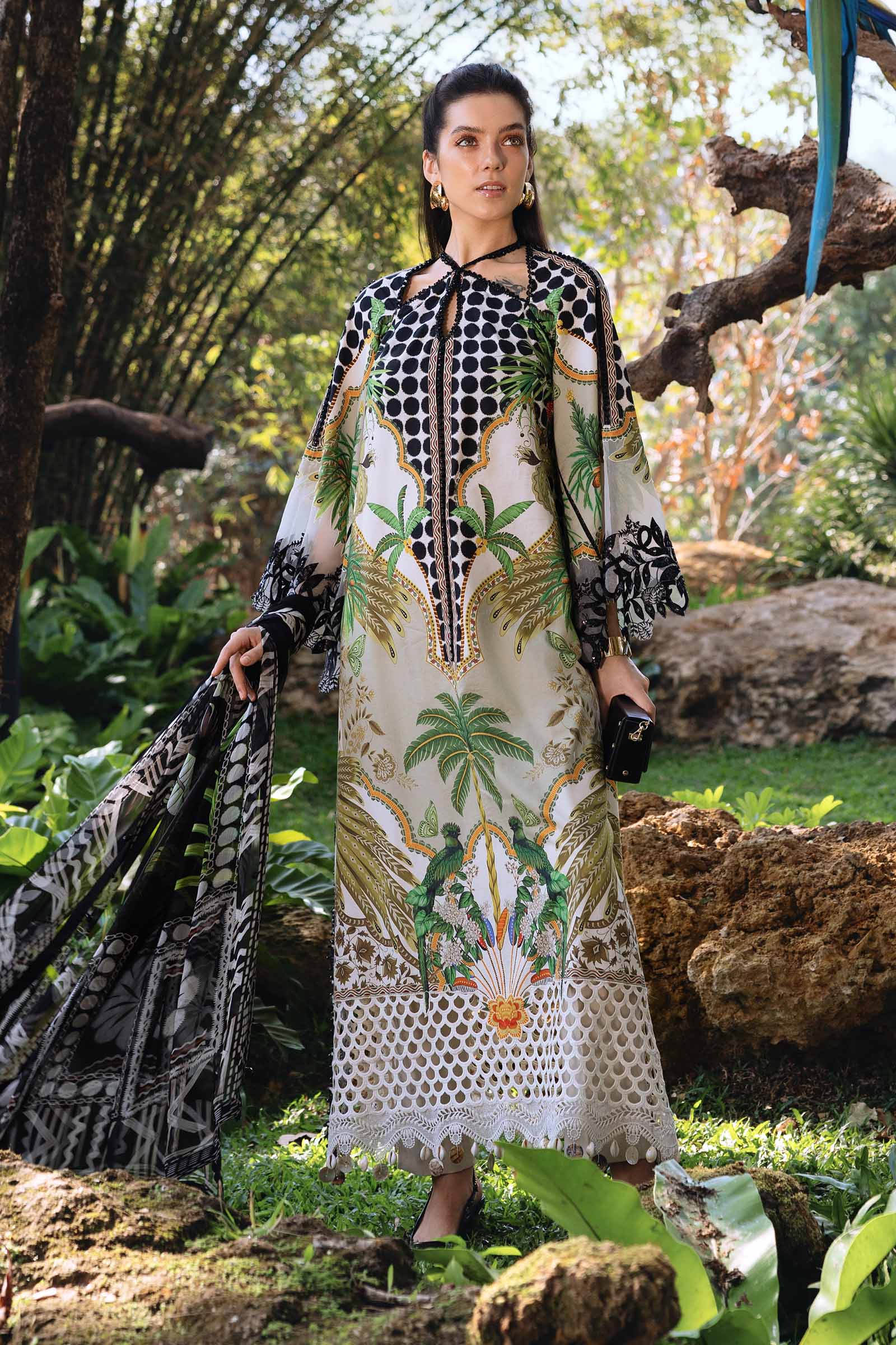 Maria B 3Pc Embroidered Lawn Suit MPT-2905-A
