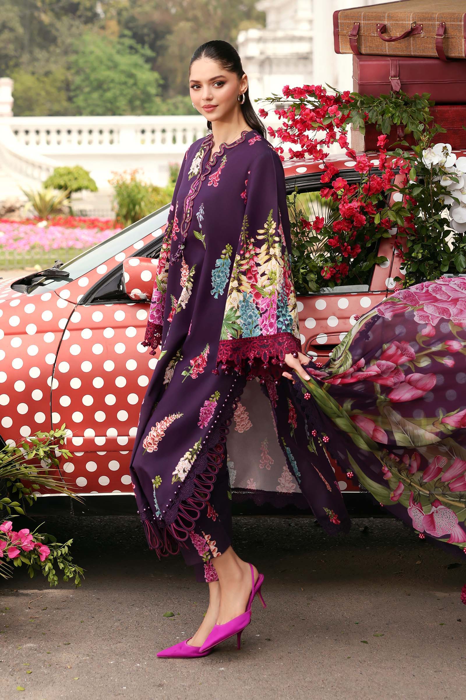 Maria B 3Pc Embroidered Lawn Suit MPT-3005-A