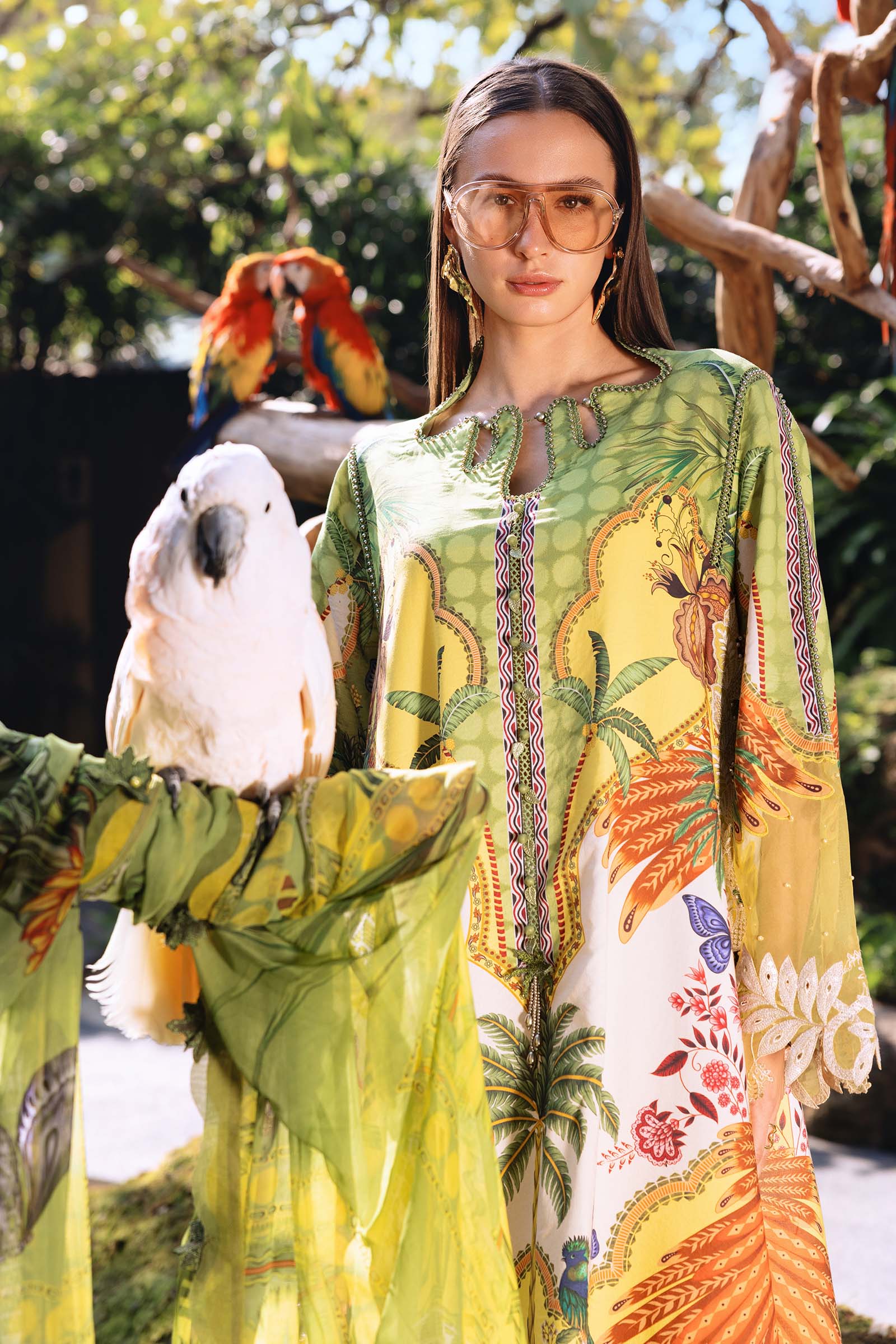 Maria B 3Pc Embroidered Lawn Suit MPT-2905-B