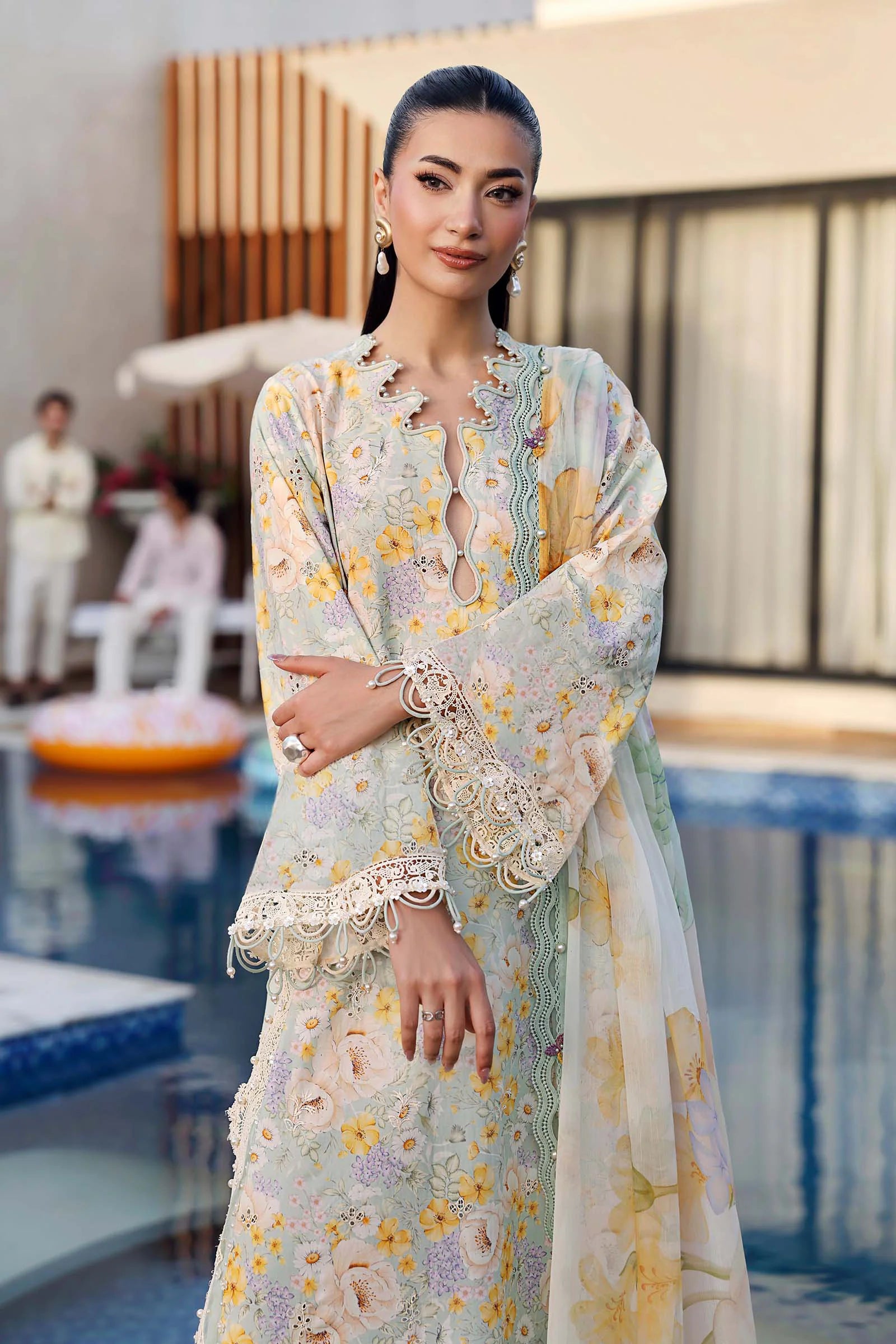 Maria B 3Pc Embroidered Lawn Suit MPT-3007-A