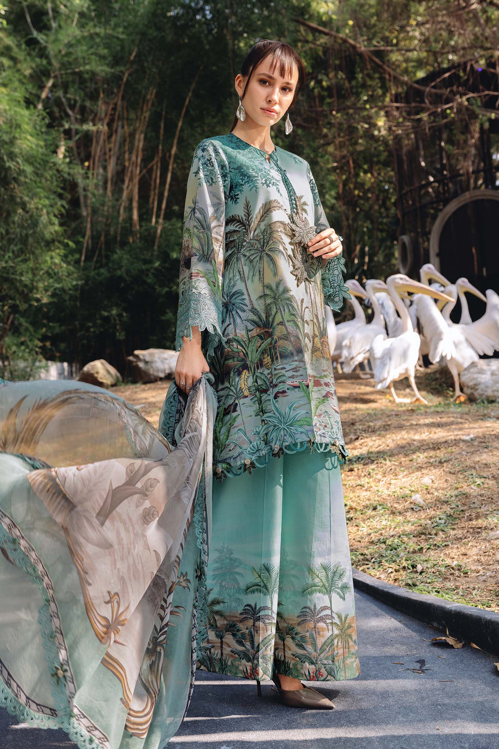 Maria B 3Pc Embroidered Lawn Suit MPT-2907-A
