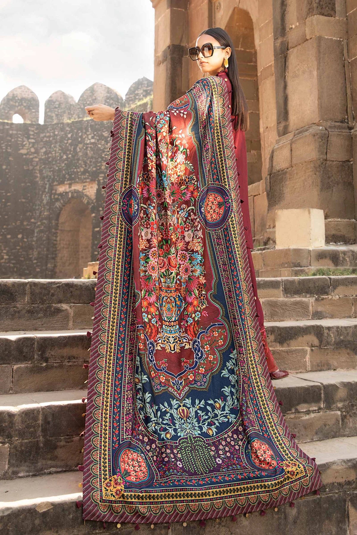 Maria B 3Pc Embroidered Linen Suit MPT-2407-B gulbuy.com