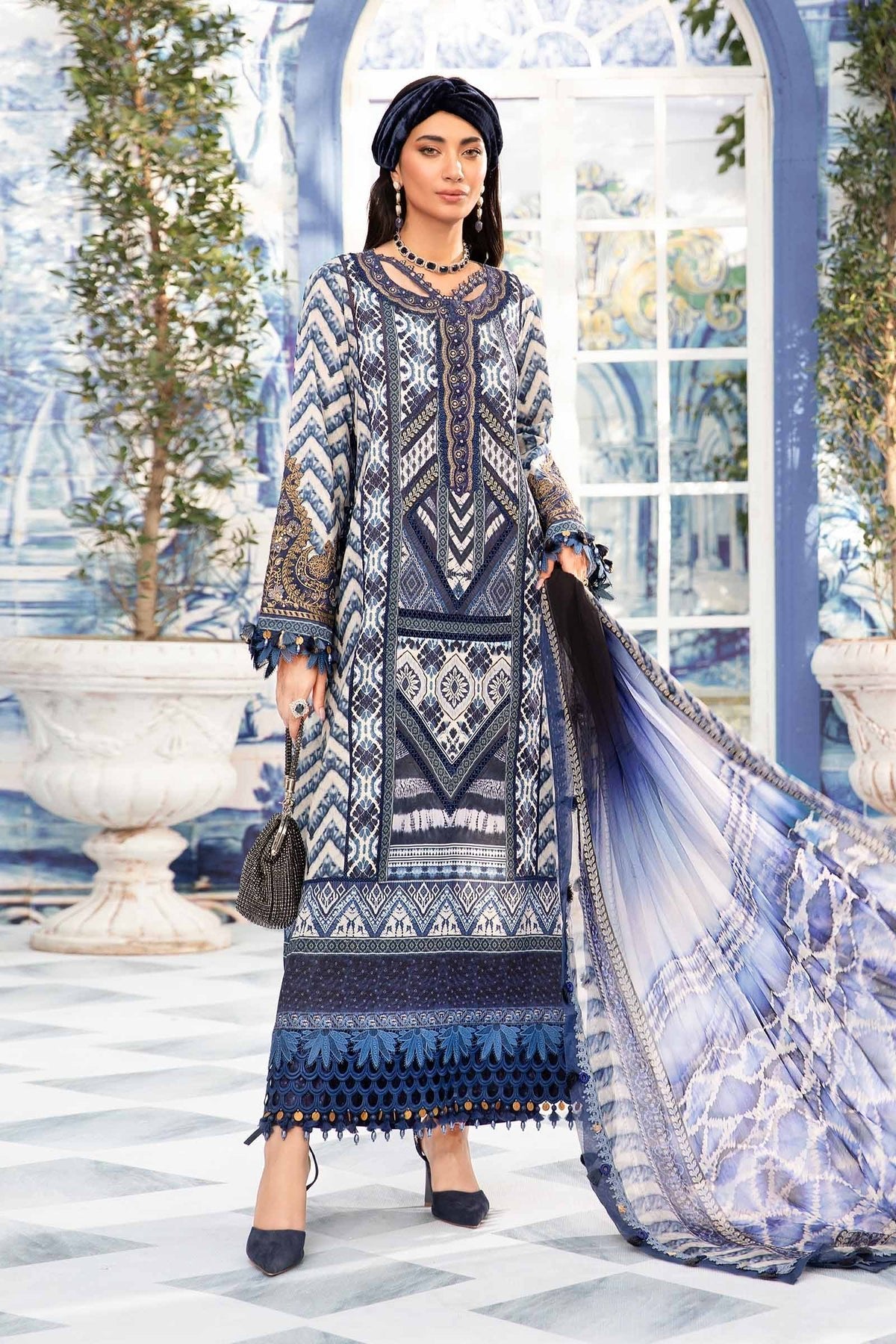 Maria B 3Pc Printed Lawn Suit (MPT-2208-B)