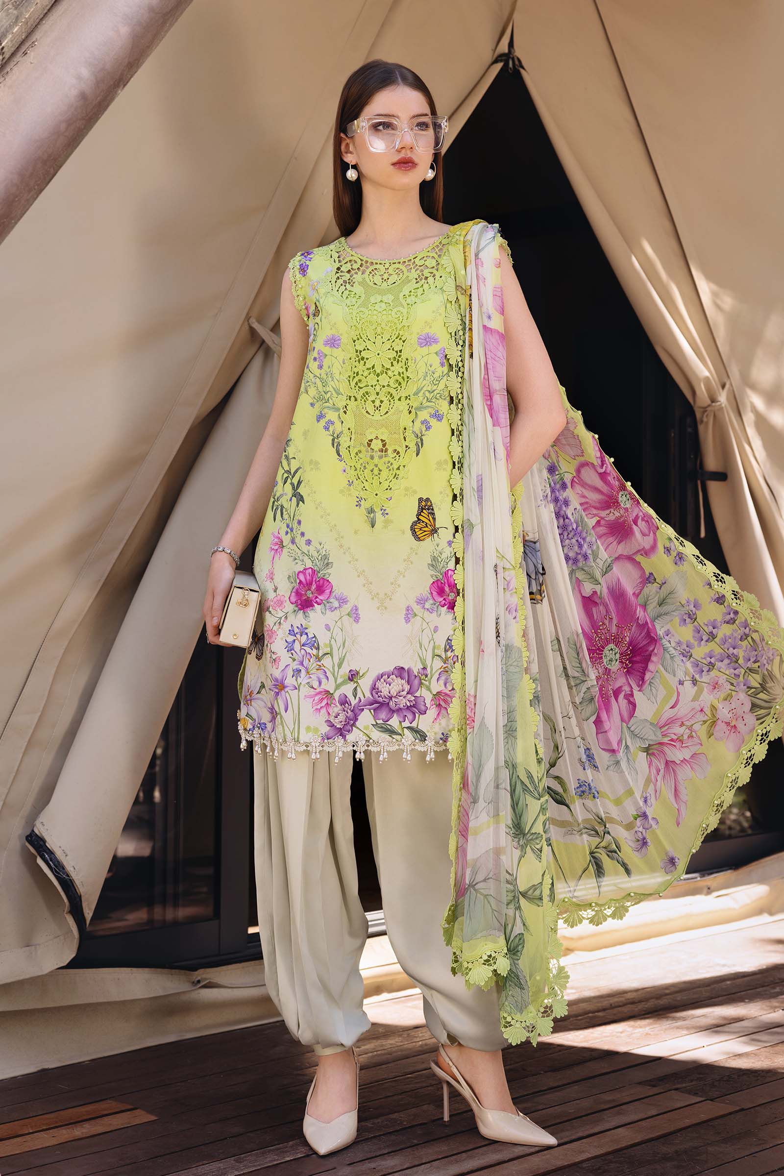 Maria B 3Pc Embroidered Lawn Suit MPT-2909-A