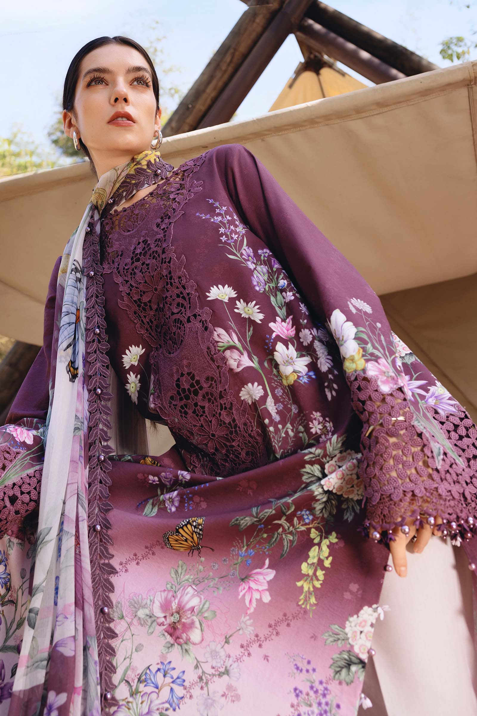 Maria B 3Pc Embroidered Lawn Suit MPT-2909-B