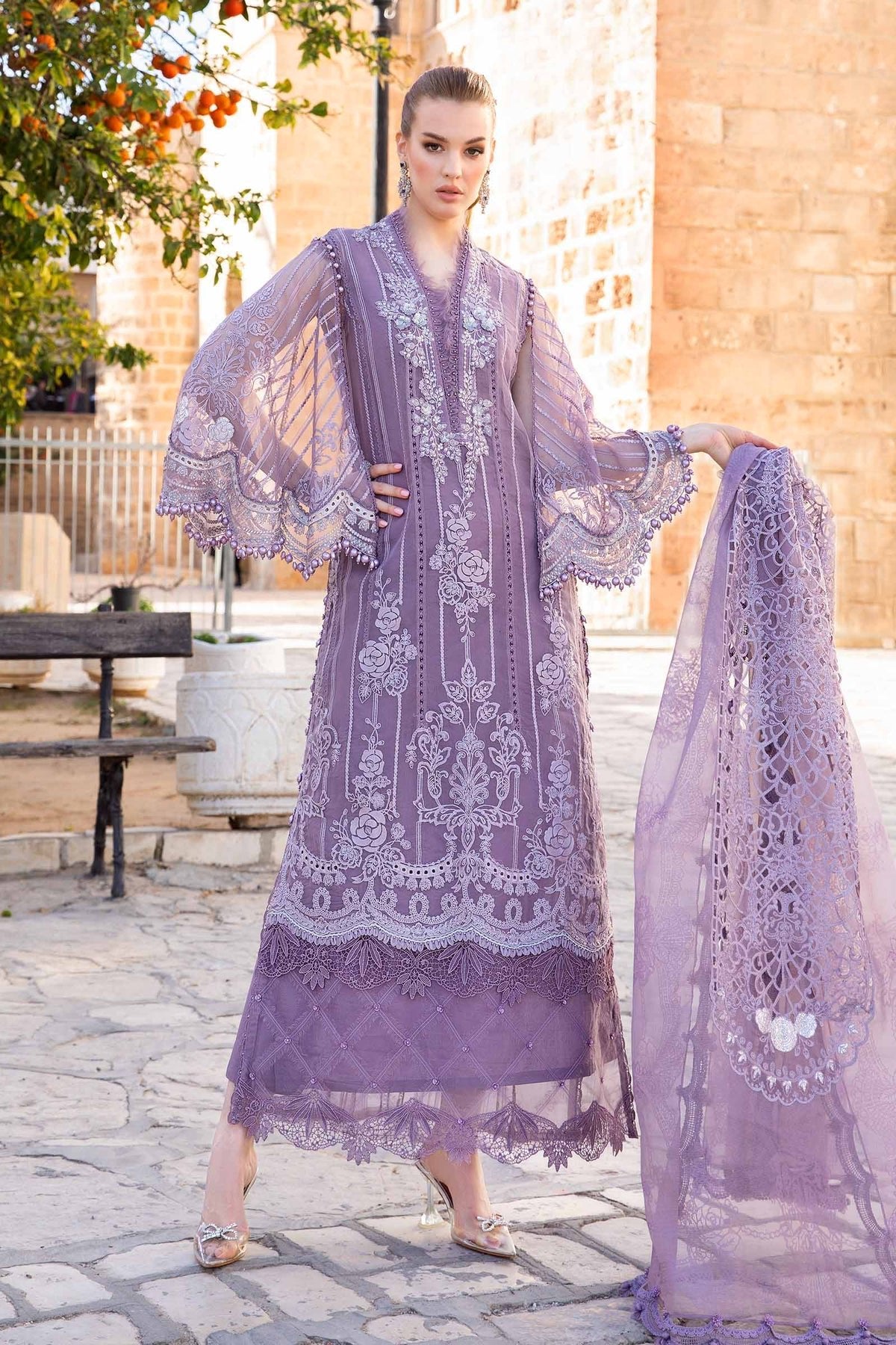 Maria B Eid Collection 4Pc Embroidered Lawn Suit (D-2401-A)
