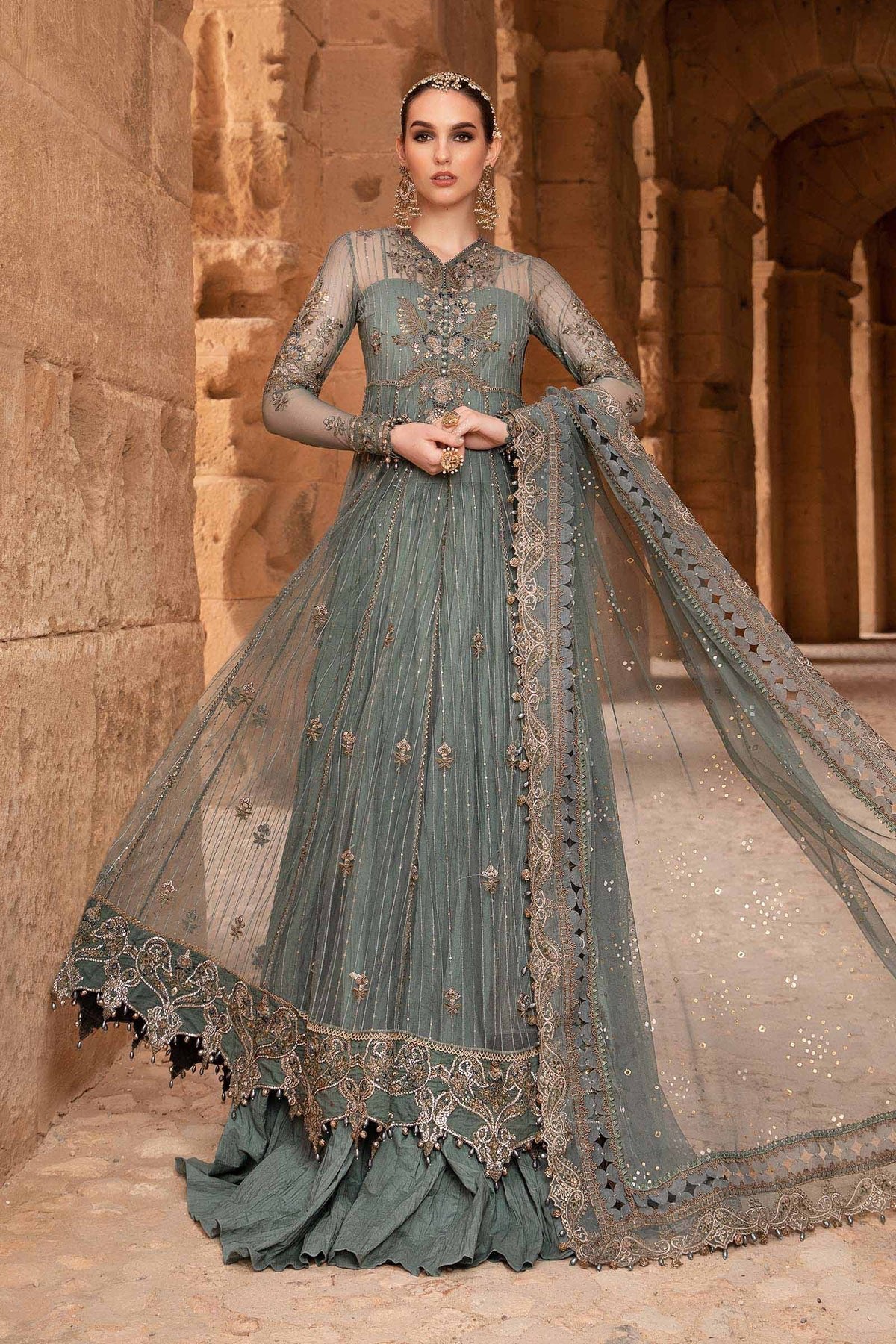 Maria B Eid Collection 4Pc Embroidered Lawn Suit (D-2403-A)