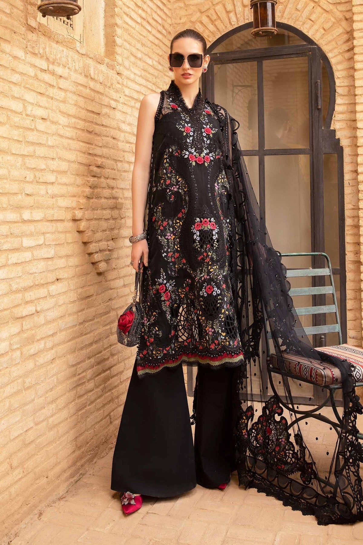 Maria B Eid Collection 4Pc Embroidered Lawn Suit (D-2405-B)