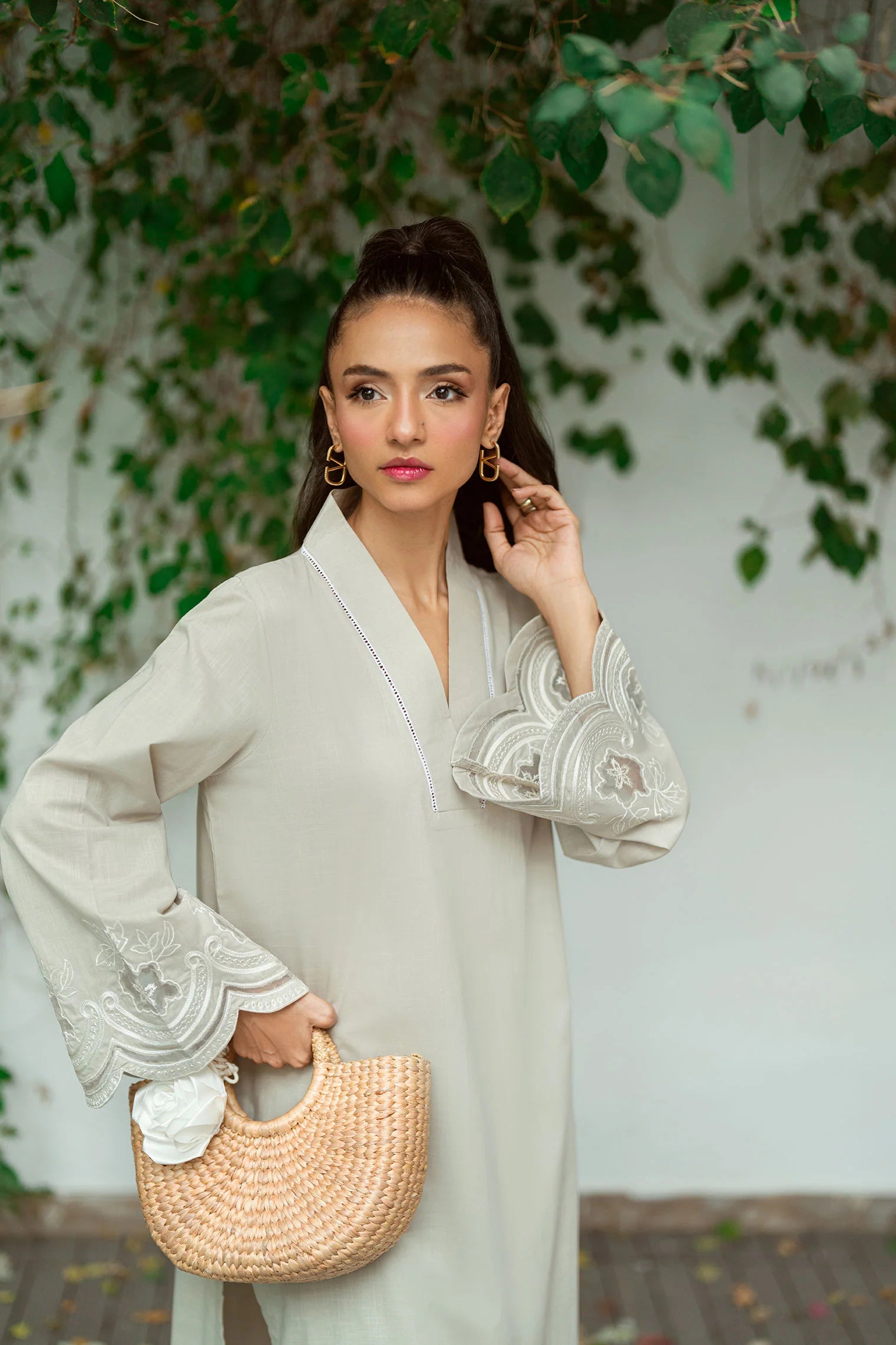 Dhanak 2Pc Embroidered Lawn Suit SS25DC-2570 gulbuy.com