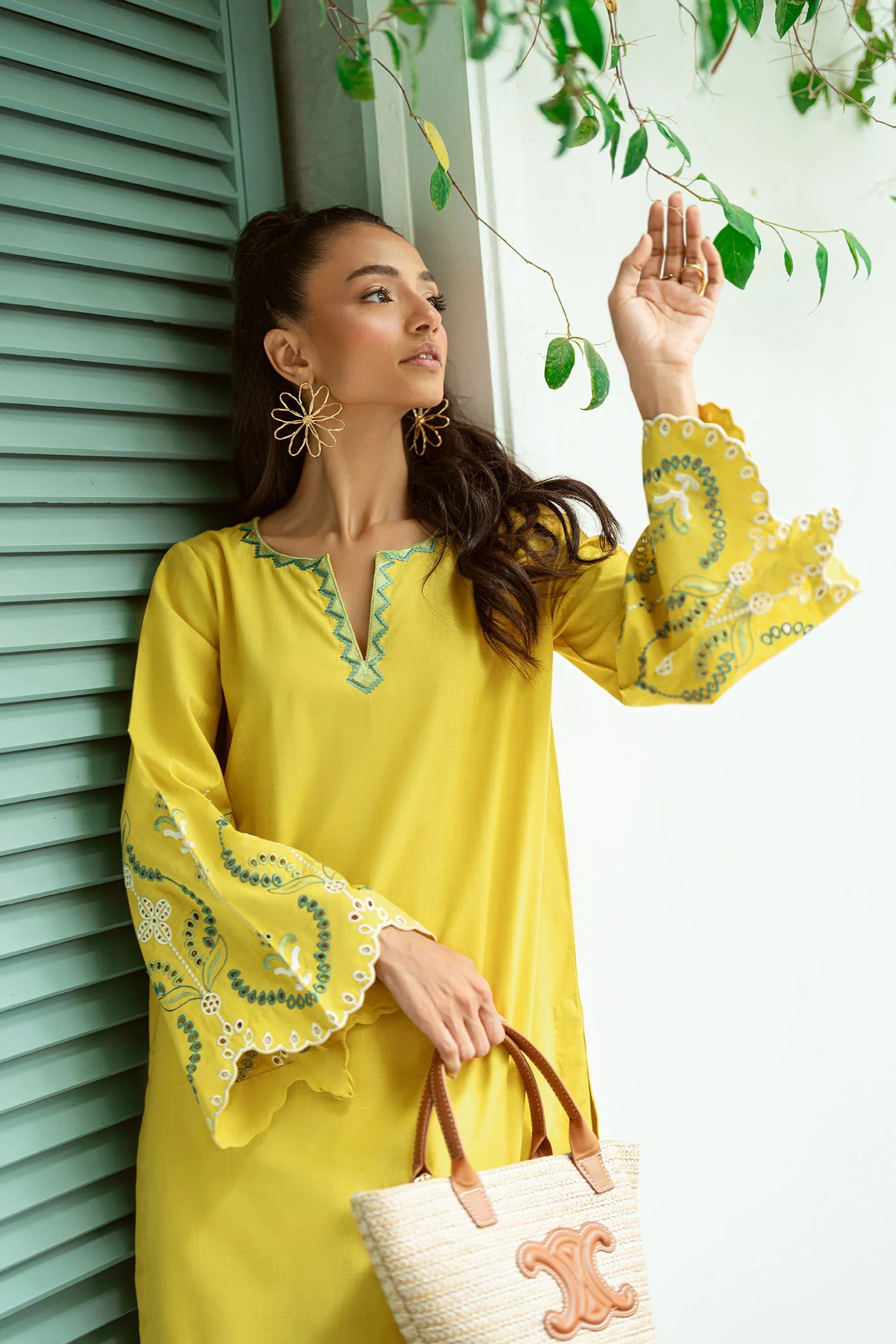 Dhanak 2Pc Embroidered Lawn Suit SS25DC-2571 gulbuy.com