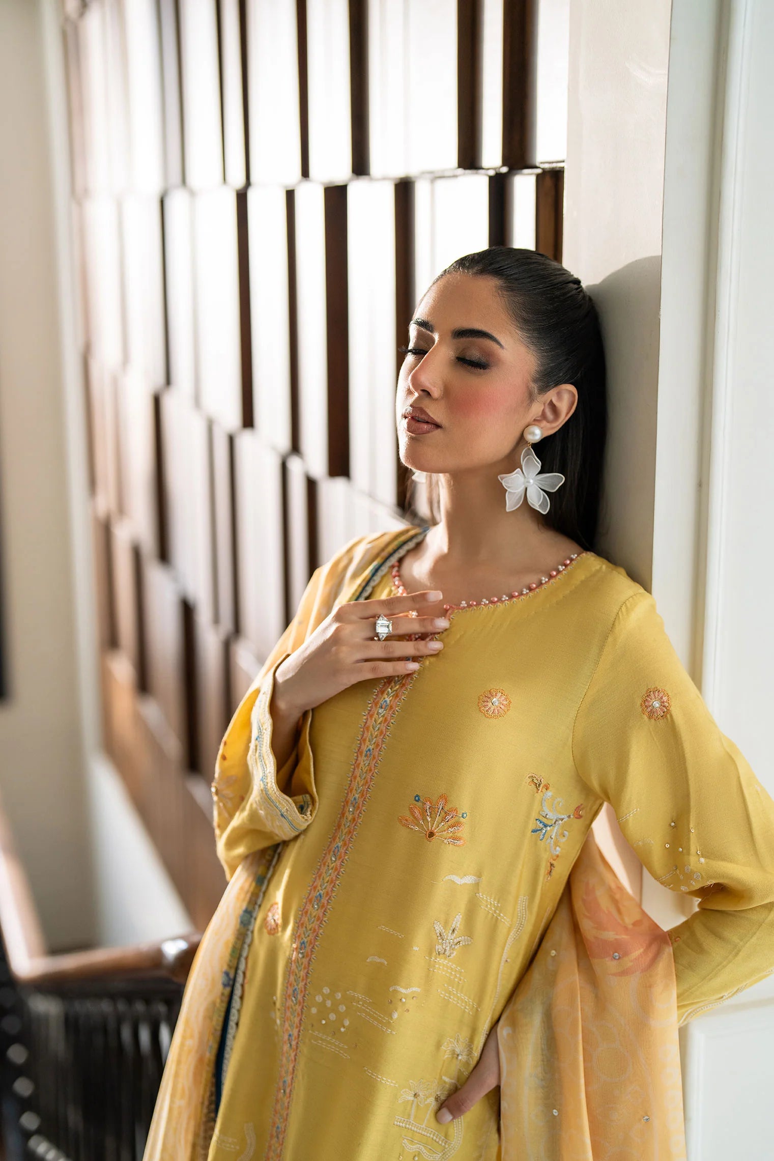 Dhanak 3Pc Embroidered Silk Suit SS25DL-0316 gulbuy.com