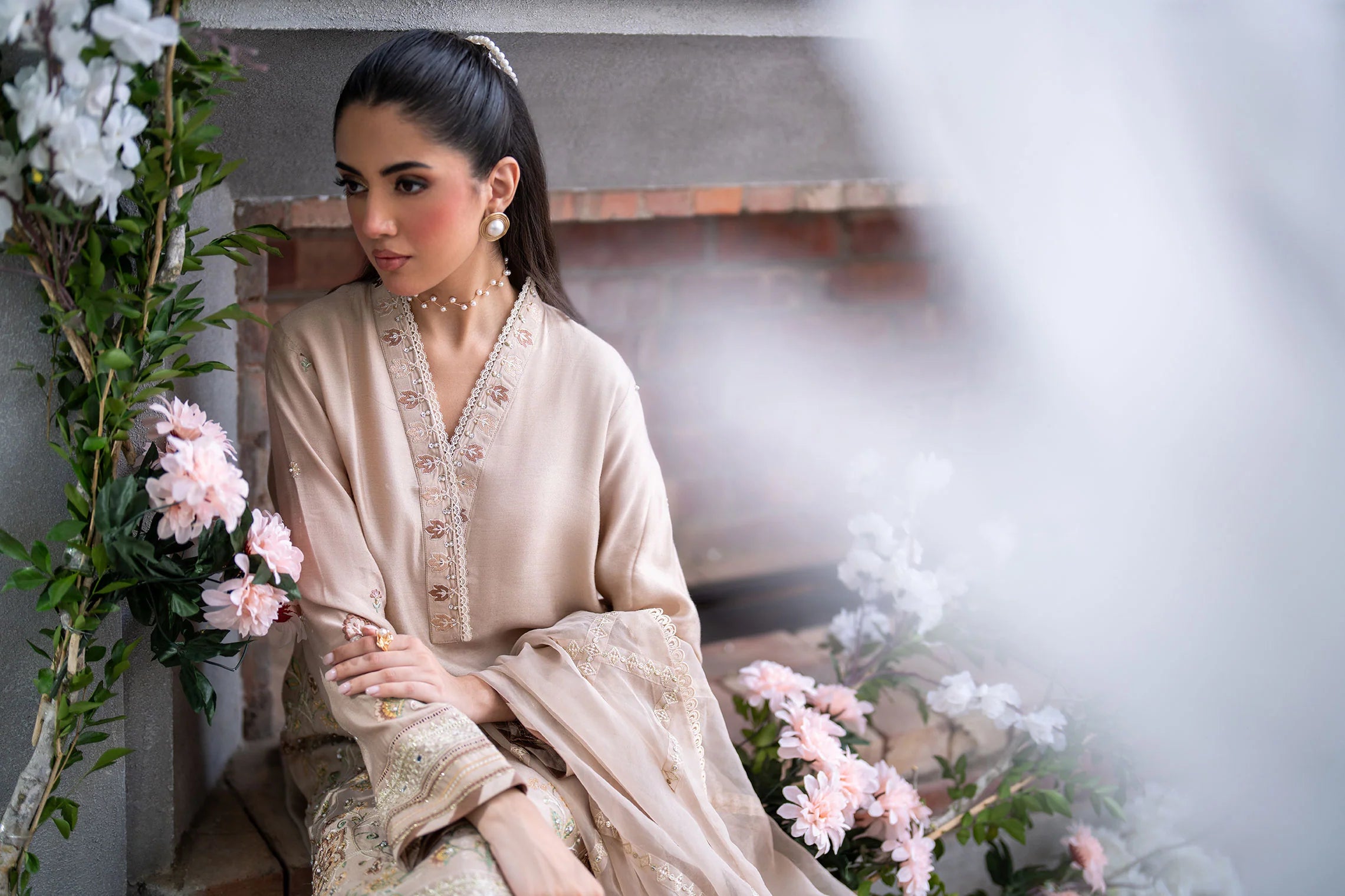 Dhanak 3Pc Embroidered Silk Suit SS25DL-0322 gulbuy.com